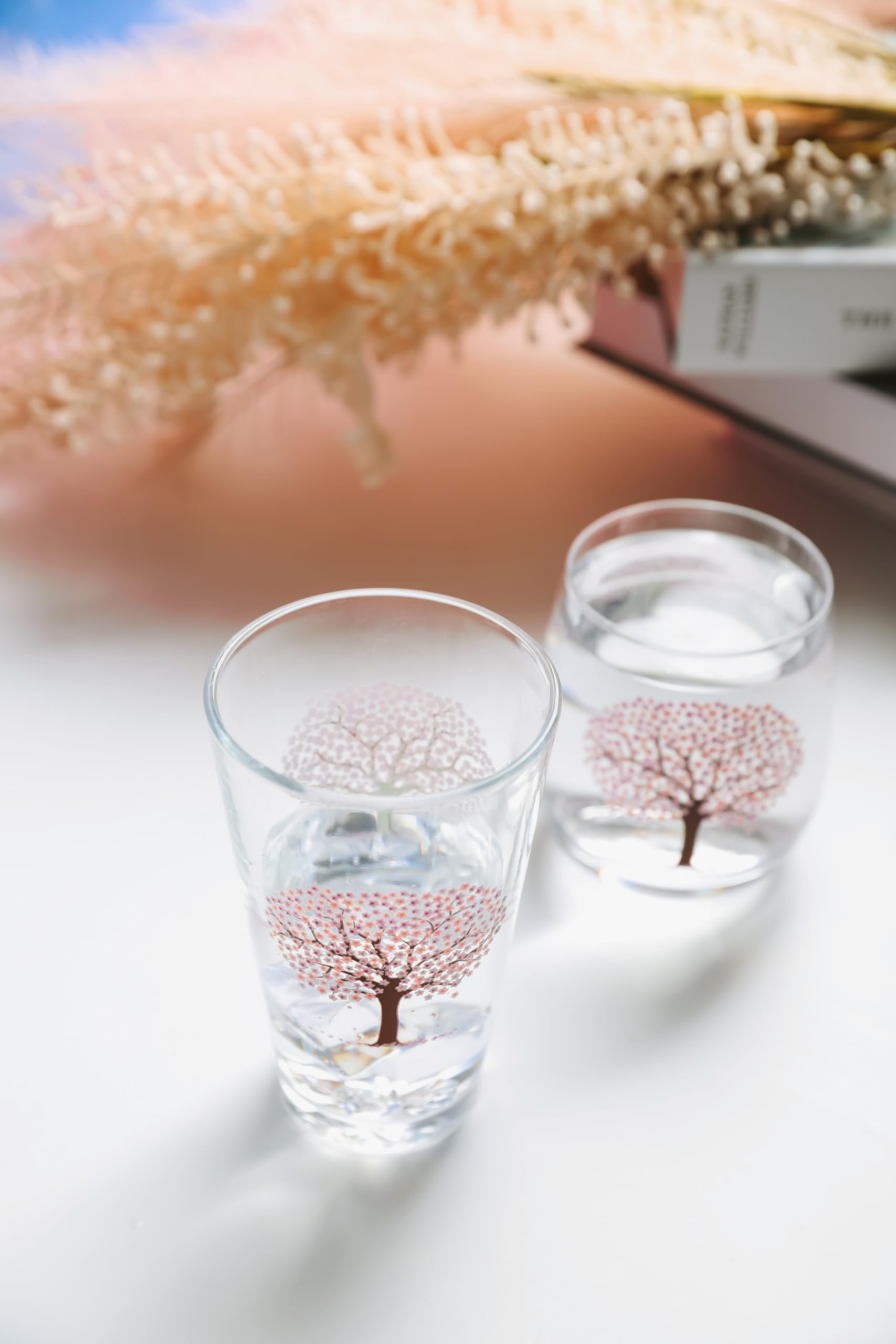 APROFAMILY Emotional Korean Beer Glass Cup with Changing Cherry Blossom Color Soju, Whiskey, tequila, sake, and other alcoholic beverages are available (BEER)