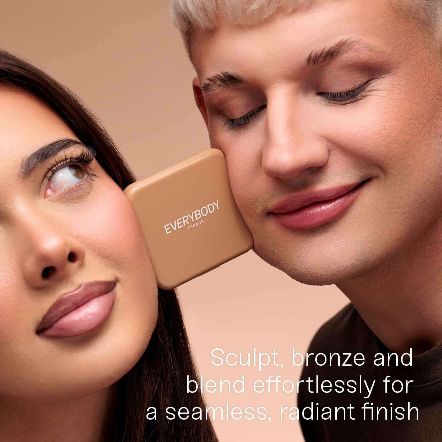 EVERYBODY LONDON Bronzer prasowany (Chocolate Milk, One Size)