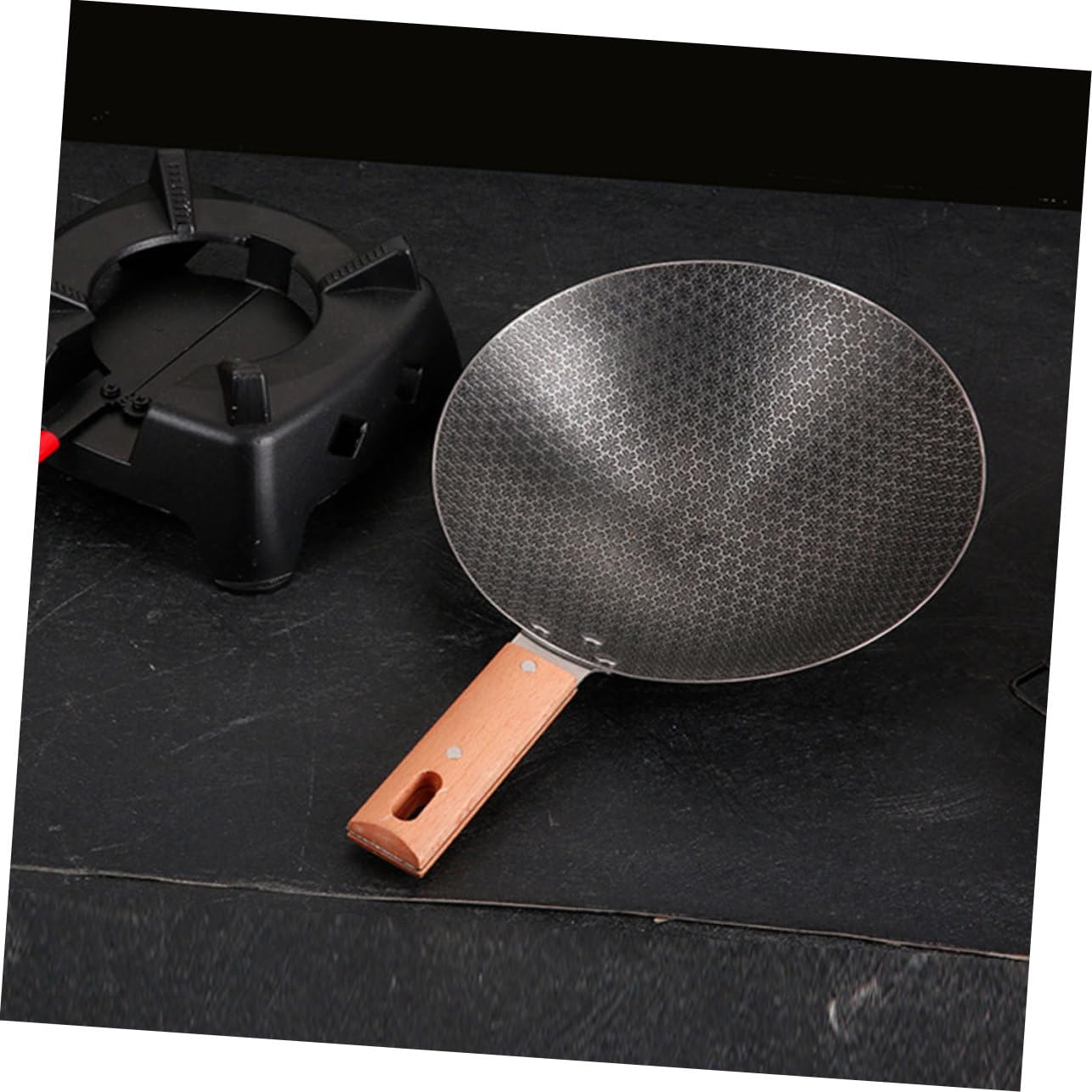 Piccolo Wok Rotondo in Ferro Manico in Legno Stile Giapponese