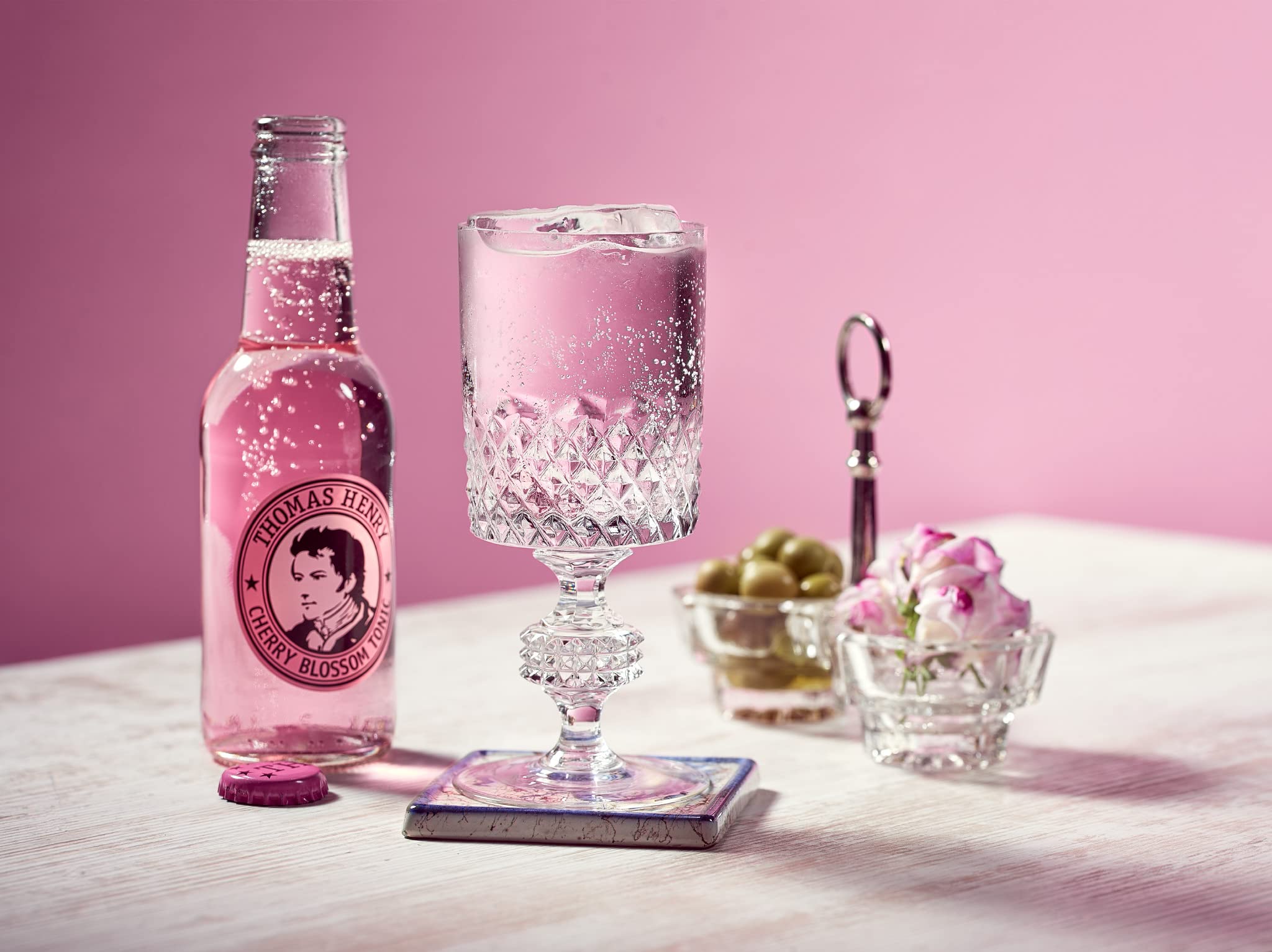 Thomas Henry Set di 10 varietà Tonic Water, Dry, Botanical, Cherry Blossom, Spicy Ginger, Ale, Lemon Amaro, Soda Water, Mystic Mango & Pink Pompelmo