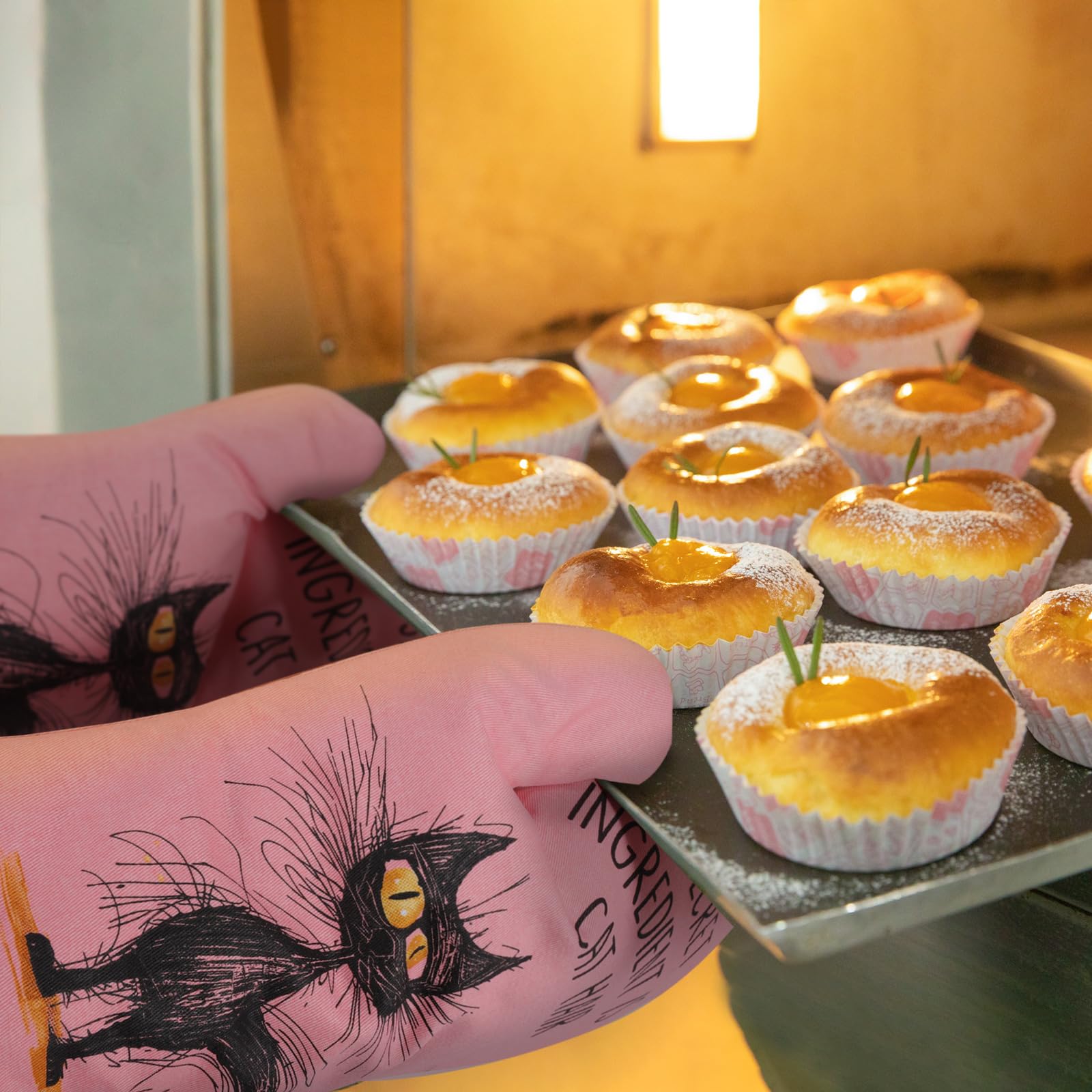 Divertidos guantes para horno, regalos de gatos negros para los amantes de los gatos, lindos accesorios de cocina para gatitos, cumpleaños, Navidad, Acción de Gracias, inauguración de la casa 6
