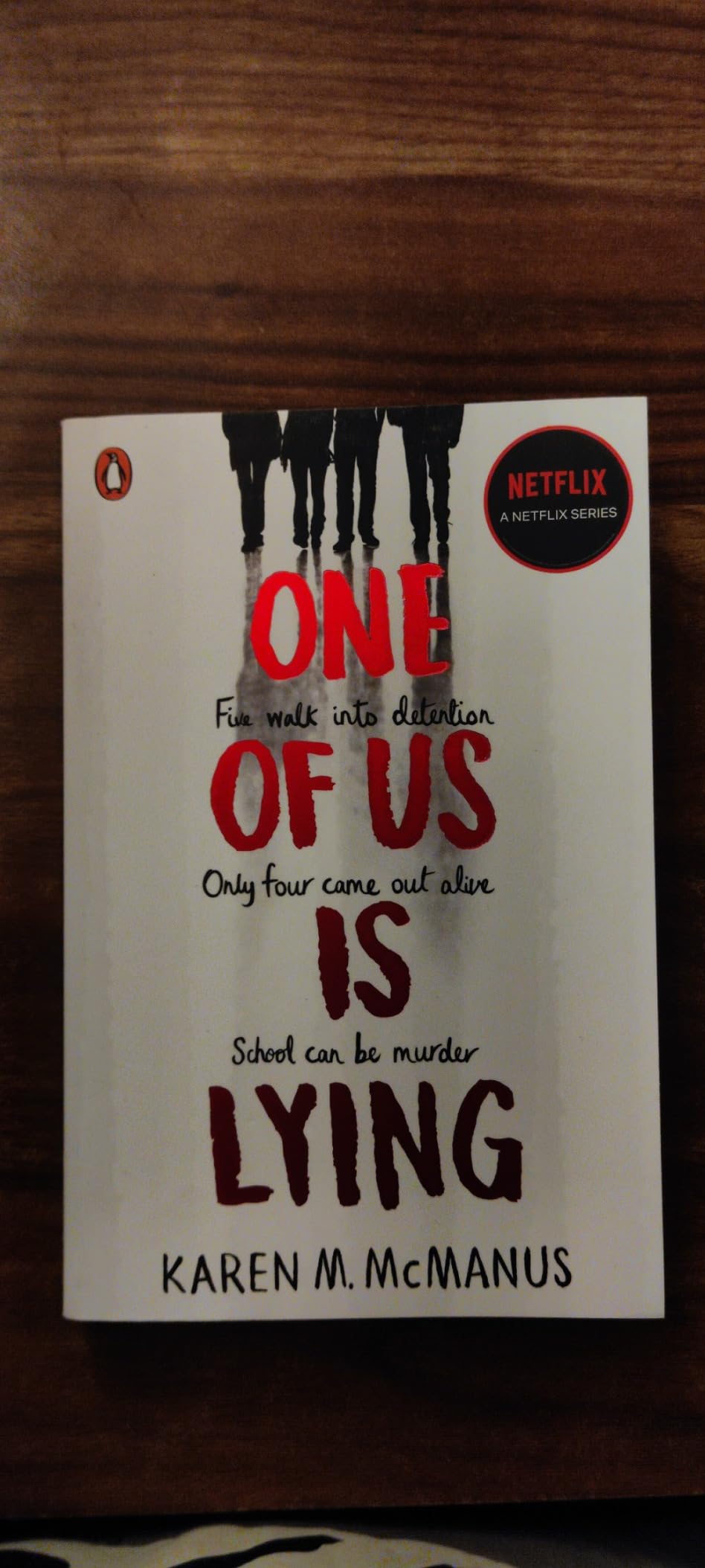One of Us Is Lying : McManus, Karen M.: Amazon.in: Books