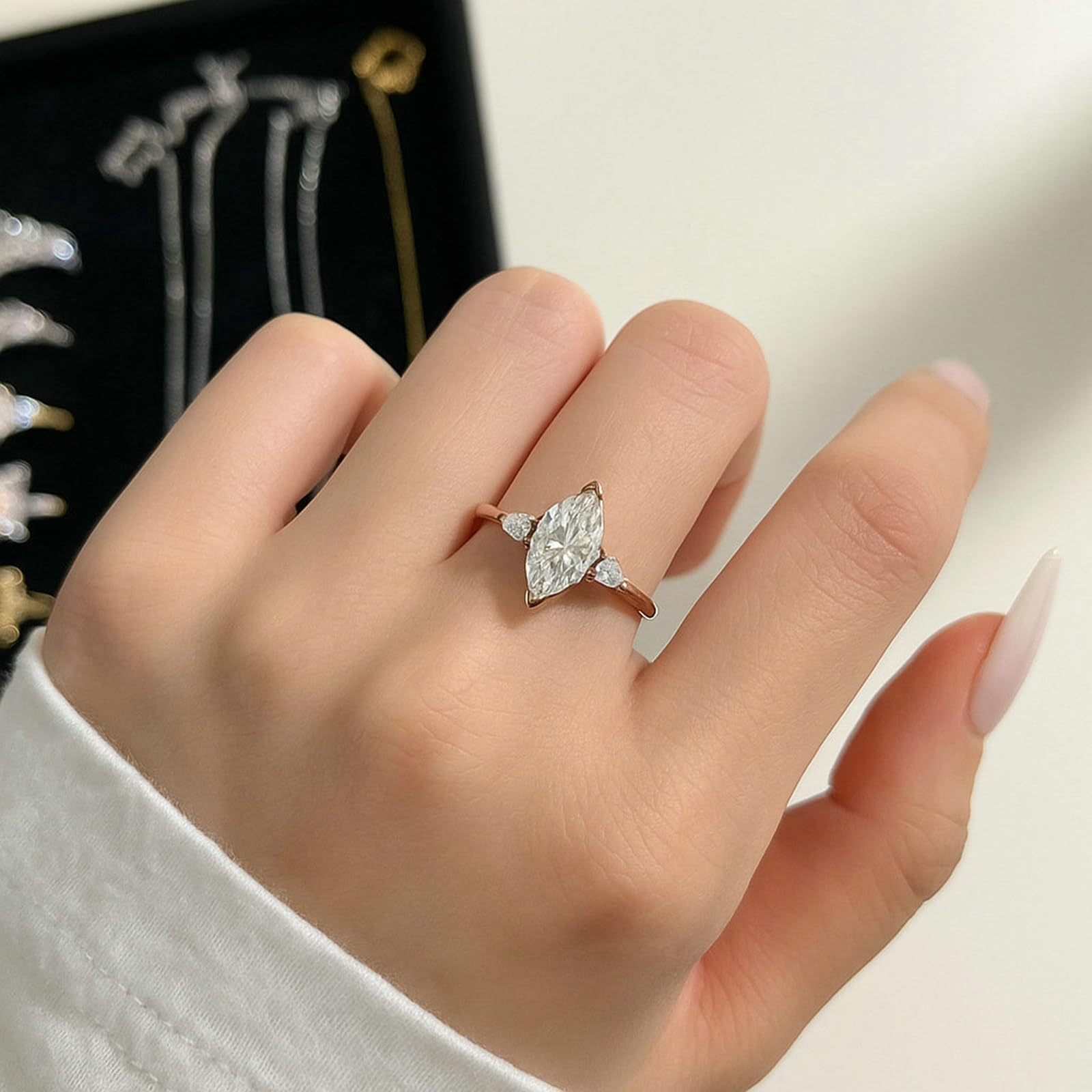 Anillos de compromiso solitarios para ella, anillos de boda de oro blanco macizo de 9 quilates, 14 quilates y 18 quilates con moissanita de 2 quilates, anillos de aniversario para mujer