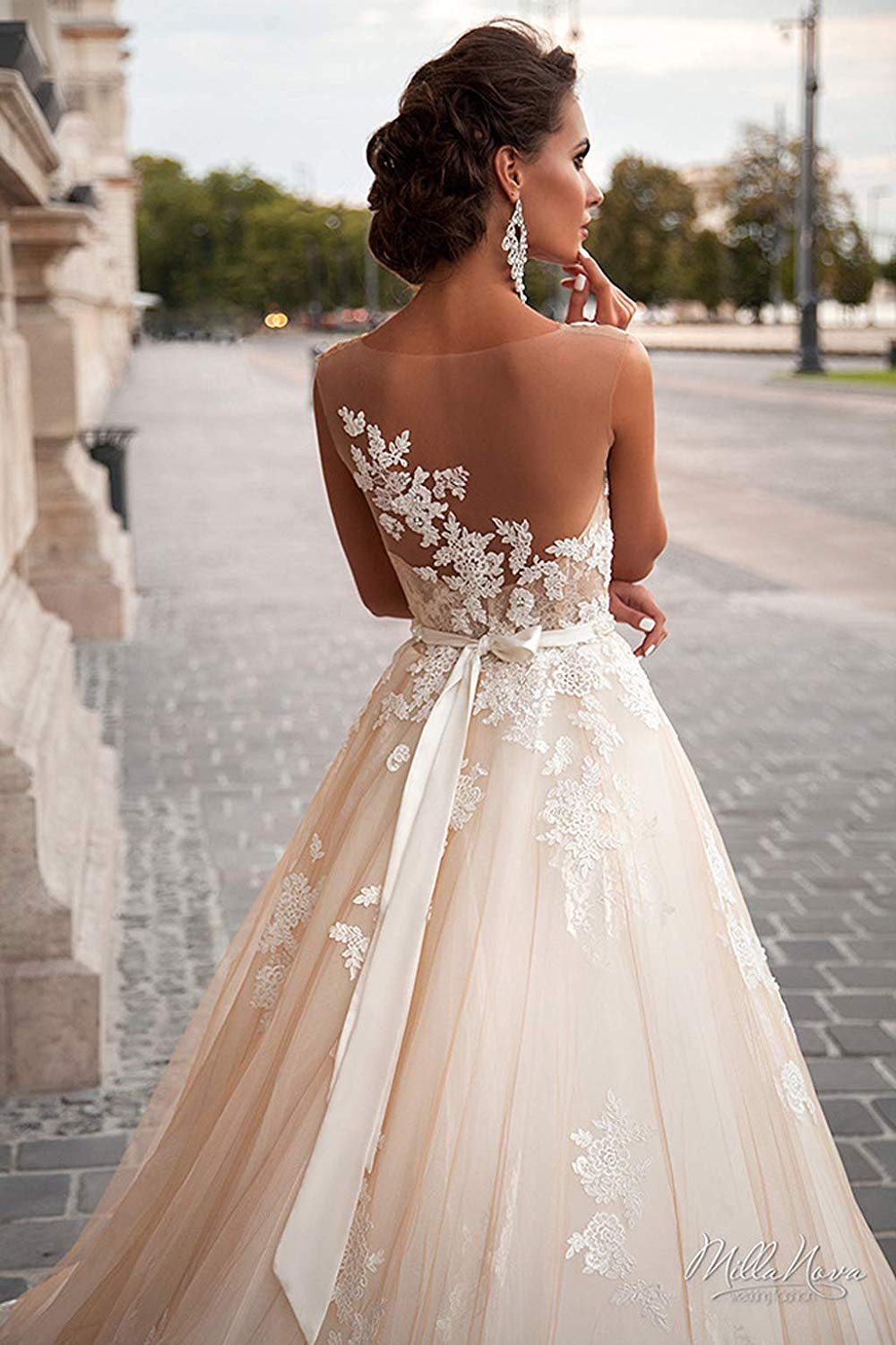 Wedding Dress Bridal Dress Bridesmaid Dress Evening Prom Dress Crochet Lace  Top Lace Applique Fashion A Line Ivory, L-F, Ivory, US:16 (5XL) : Amazon.de
