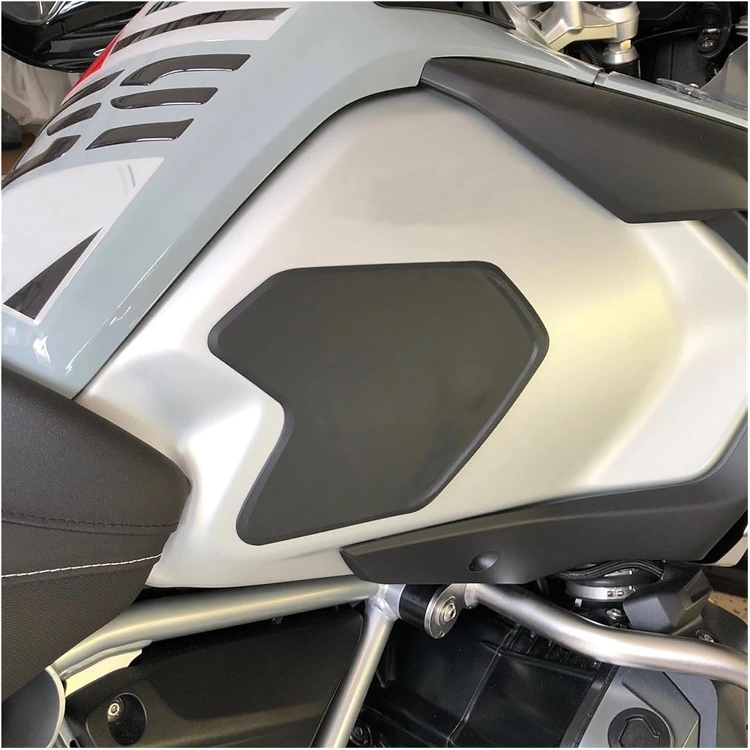 Motorcycle Tank Sticker for R12-00GS LC Adventure 2008-2017 Motorcycle Rubber Fuel Tank Pad Anti-Slip Sticker Protection Decal Guard.