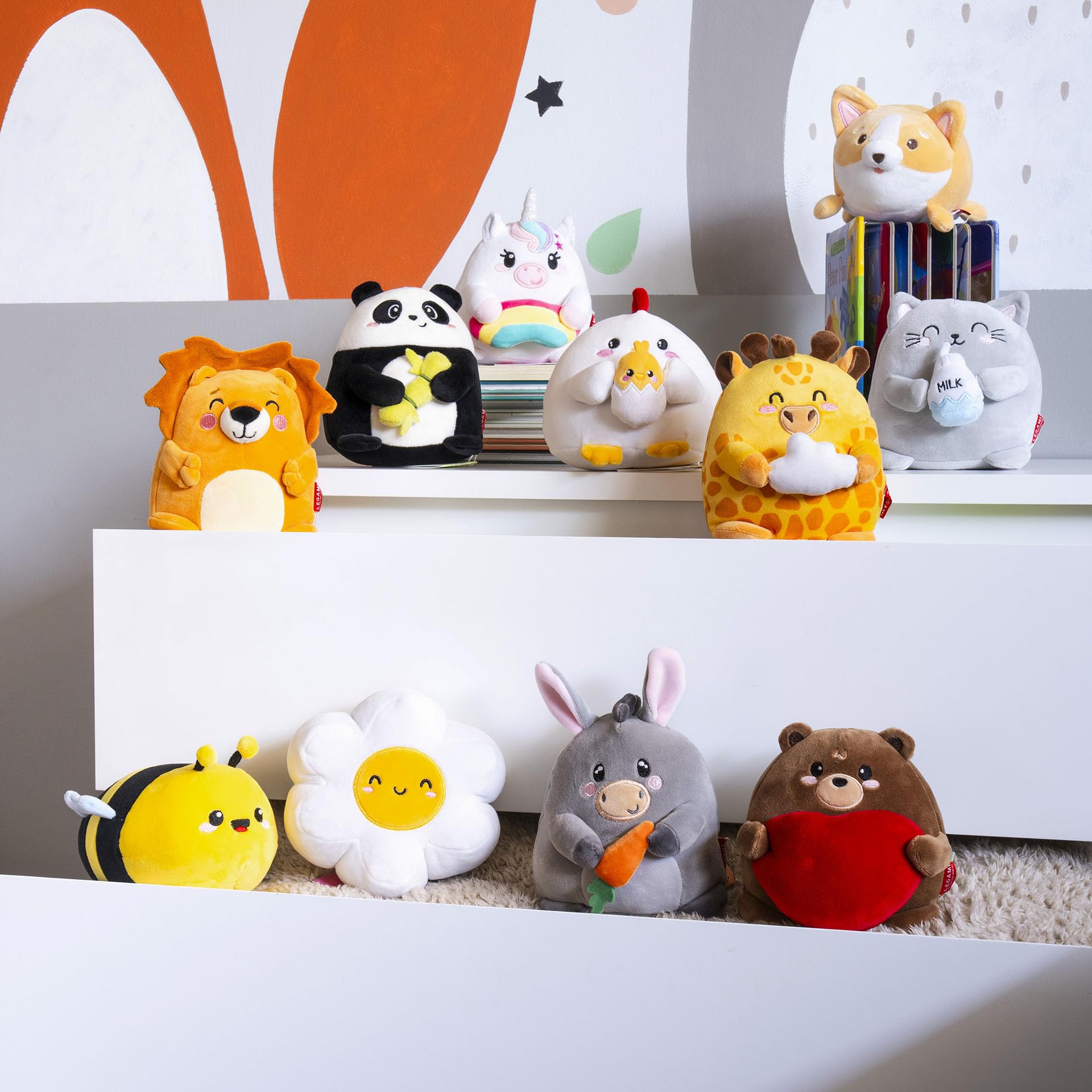 Legami - Peluche Super Soft!, Tema Bee, Tamaño Mini, con Tarjeta de Identificación Personalizable, se sostiene Solo, 14x15x12 cm