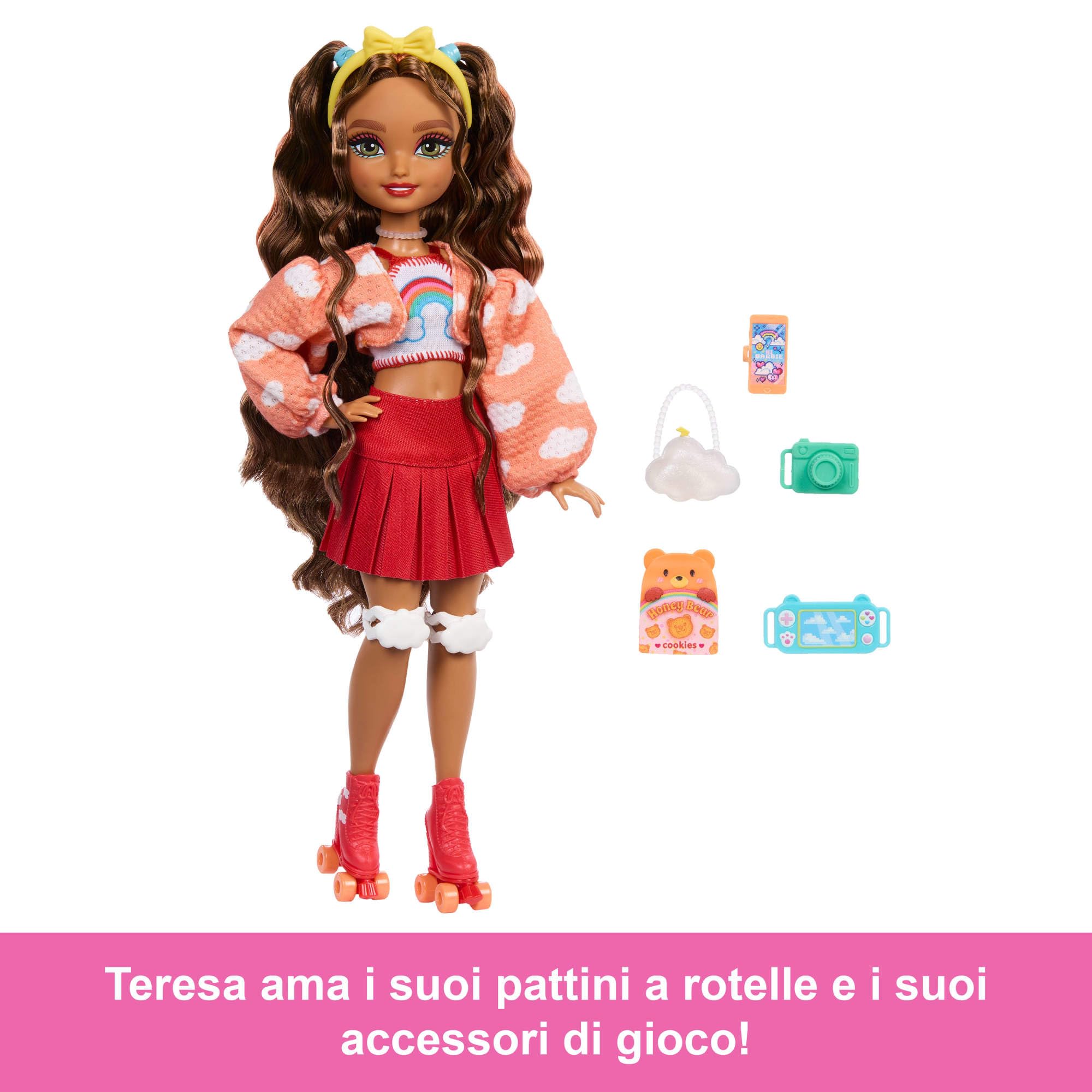 Barbie Dream Besties, Teresa, bambola snodata alla moda con pattini a rotelle e capelli castani, 9 accessori a tema videogiochi inclusi, giocattolo per bambini, 4+ anni, JFX98