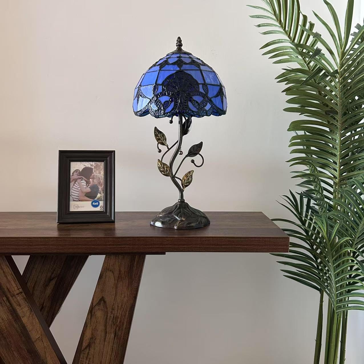 Stained Glass Table Lamp Blue Baroque Style Included LED Bulb for Living Room Bedroom Bedside 10" W*10" D*20" H