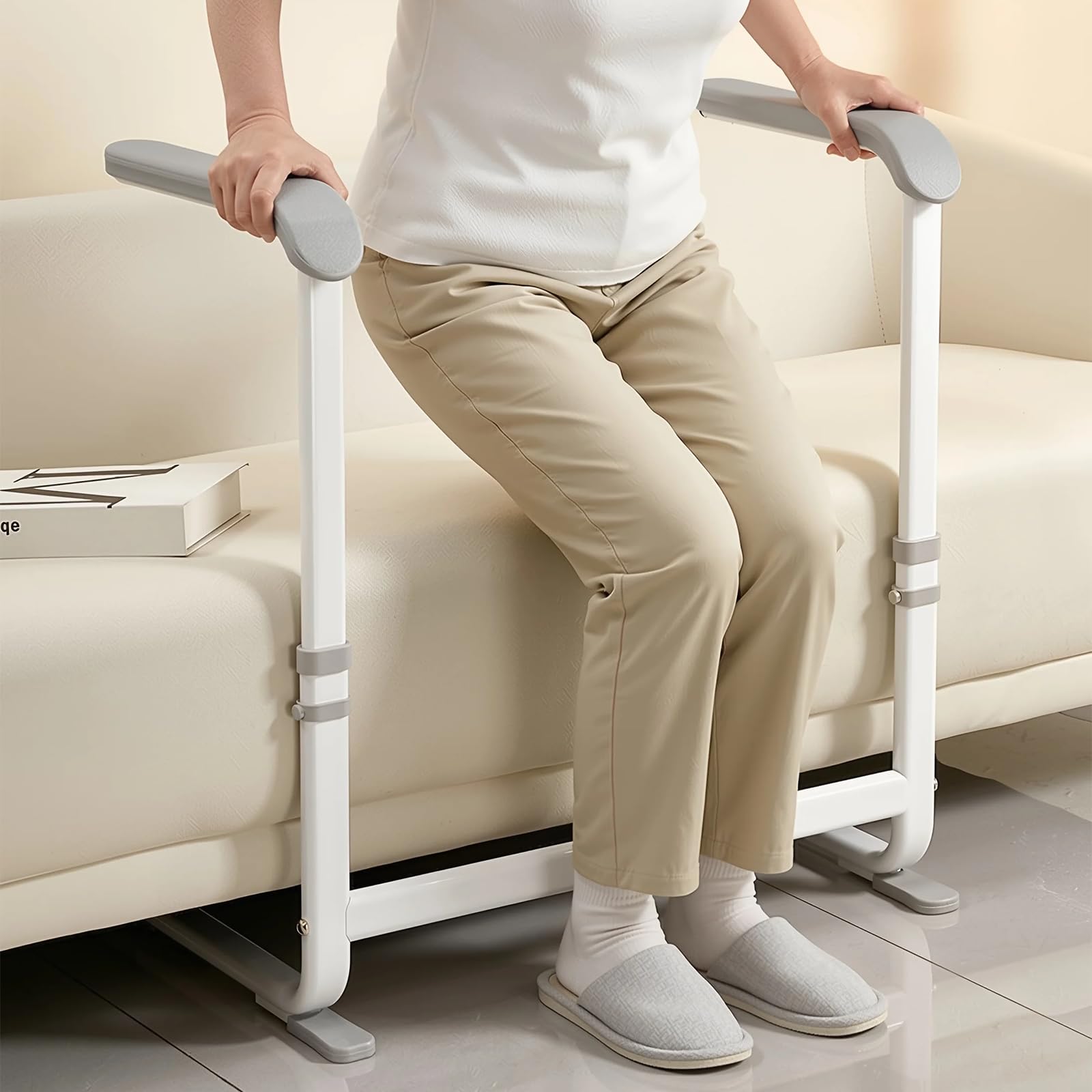 Pomoc przy wstawaniu sofy, 6-stopniowa regulacja wysokości dla seniorów, pomoc w poruszaniu się na co dzień, 52 cm, poszerzony obszar stojaka, antypoślizgowa i stabilna poręcz dla seniorów i