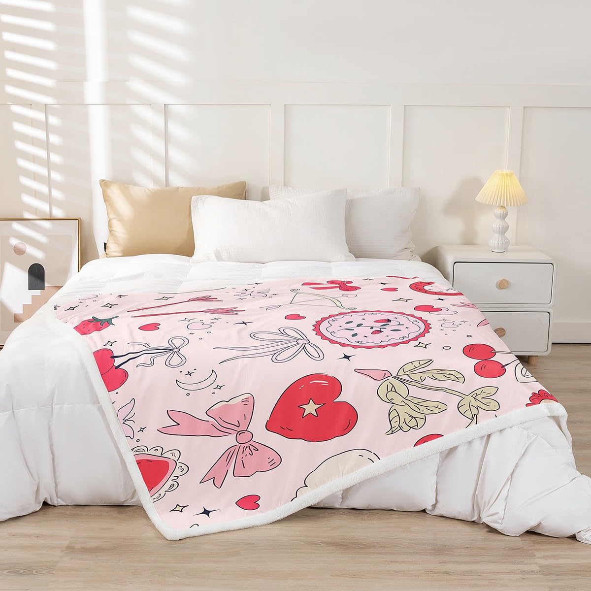 Pink Hearts & Cherry Sherpa Fleece Blanket: Cozy Plush Throw  Deco Cherry Heart Print Plush Throw Blanket display picture 1