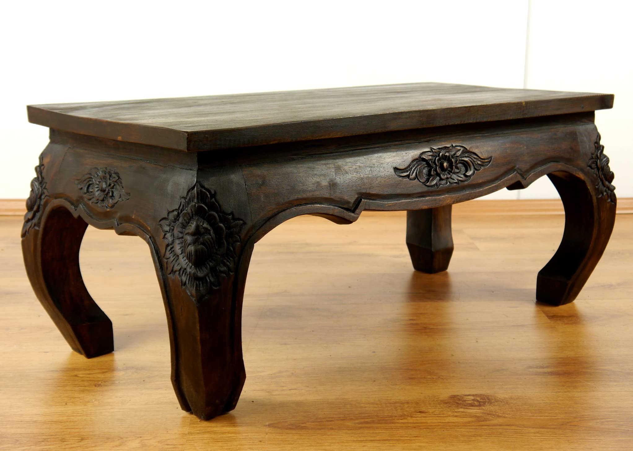 Ronde bijzettafel Accent van eikenhout, handgemaakt