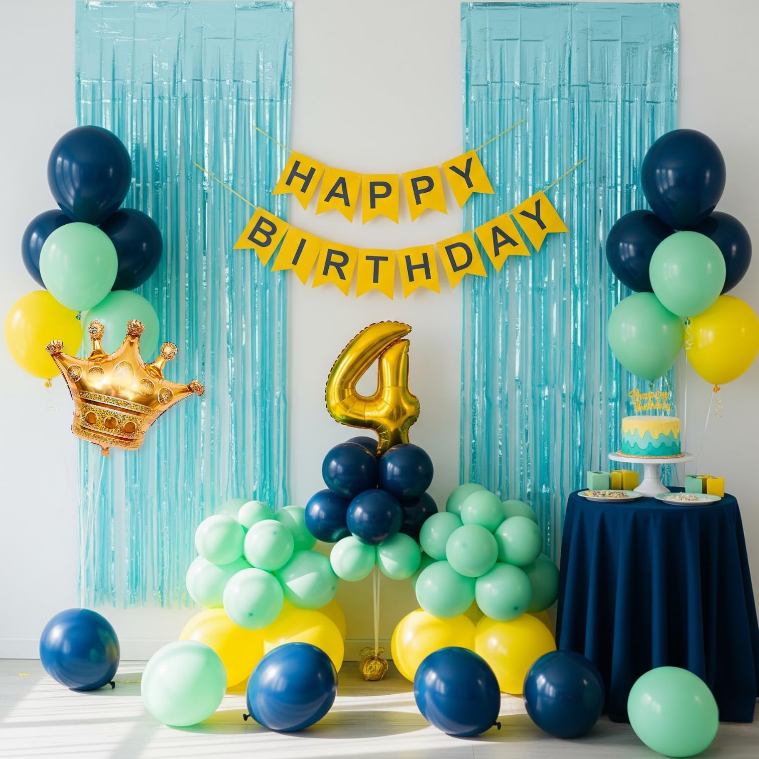 8 Inc h · 4th Birthday Set 04