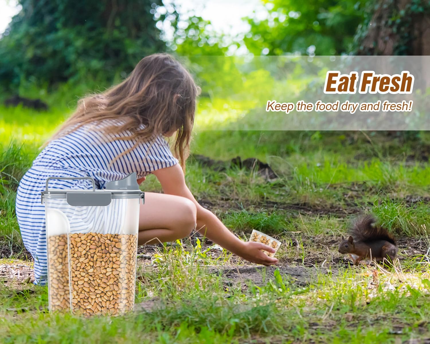 TBMax Contenedor de almacenamiento de alimentos para gatos de 5 litros con tapa, recipiente portátil para alimentos para mascotas con boquilla grande y taza medidora, recipiente hermético para