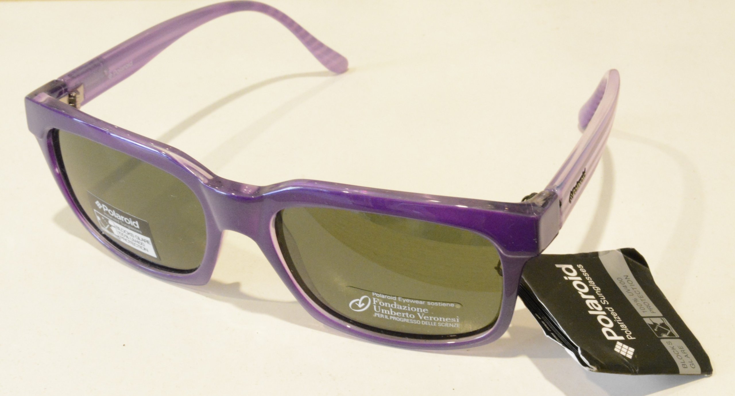 Polaroid Occhiali da Sole POLARIZZATI P 959 B Viola Lenti 100% UV Block  Sunglasses Polarized : Amazon.it: Abbigliamento