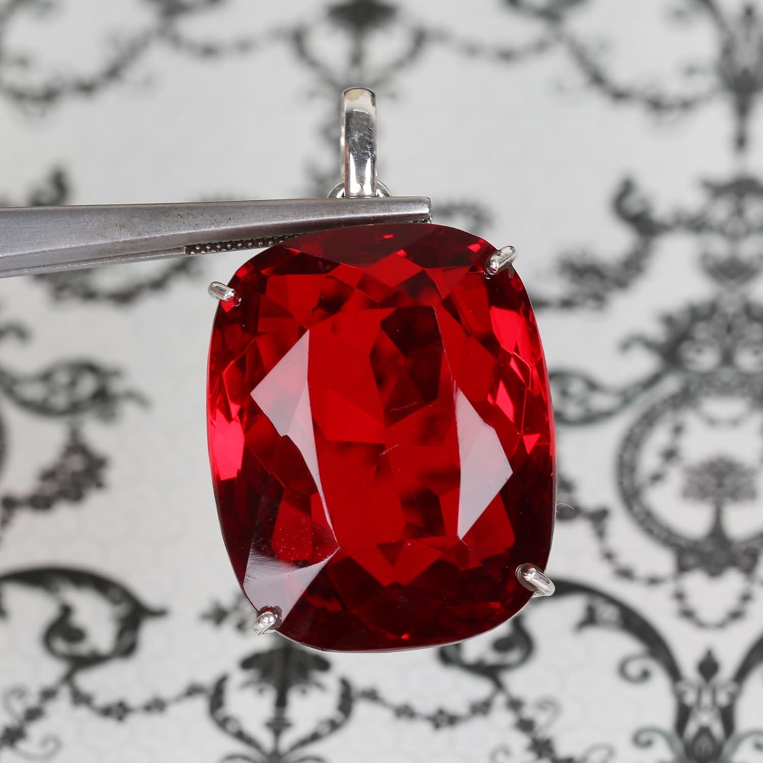 GEMHUB Cushion Cut 925 Sterling Silver Hydrothermal Red Topaz 59 Carat Pendant Office image 3