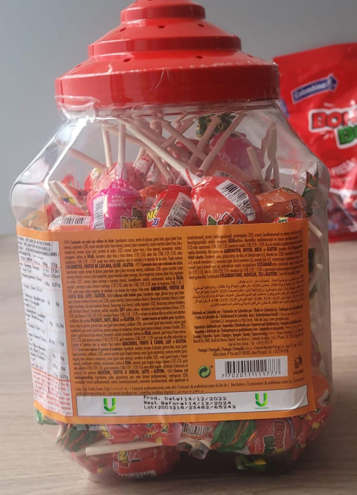 Tarro - Paquete de 100 Unidades - Colombina Bon Bon Bum - Paletas con centro de goma de mascar surtido, paletas de 4 sabores Lulo, fresa, fresa Roja y mandarina, Bote de 1700 gr. (100 unidades)