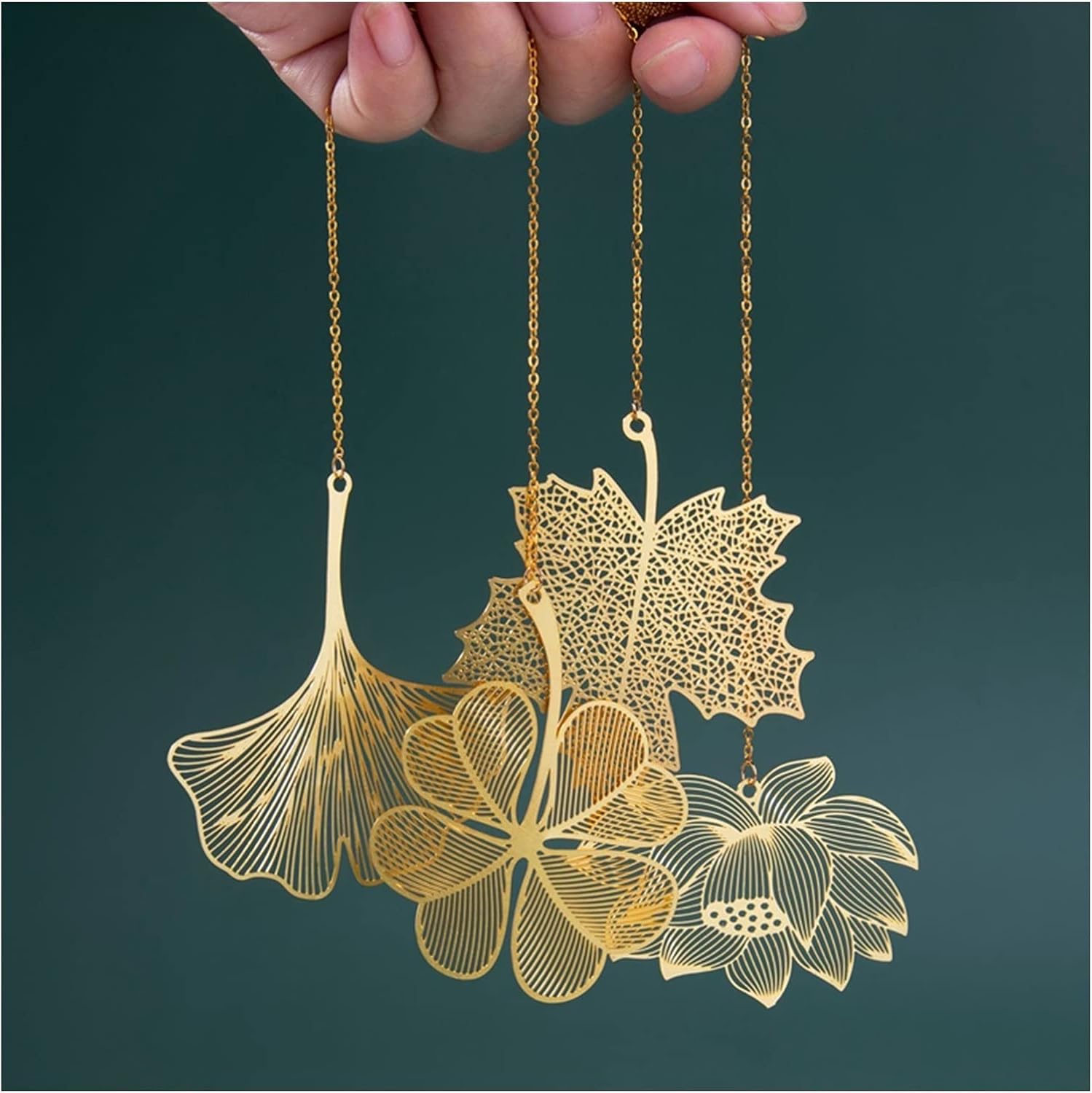 Attractive Vintage Bookmark Metal Hollow Maple Leaf Tassel Apricot Leaf