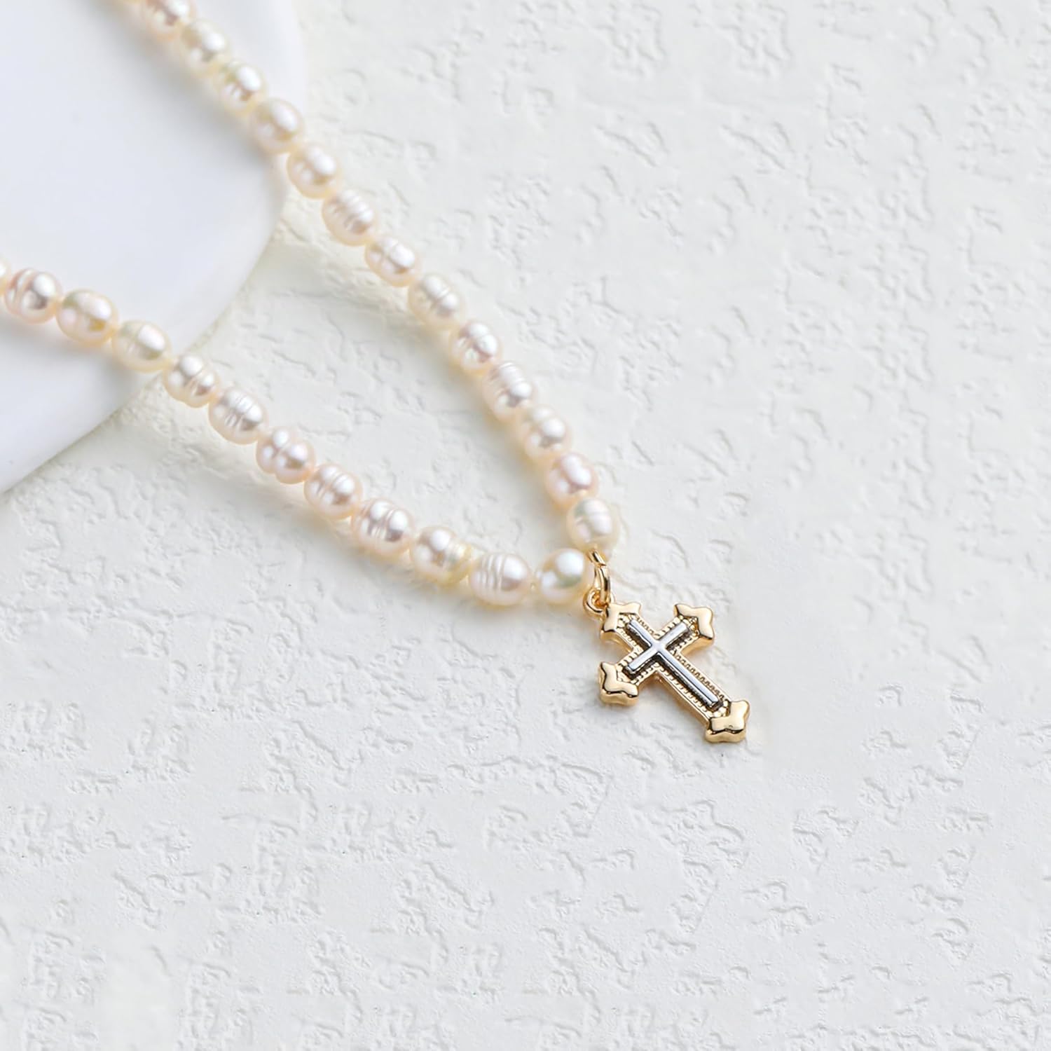 wgoud Natural Freshwater Pearl Choker Necklace for Women, Trendy 14K Gold Plated Pearl Necklaces Handmade Jewelry Gift - Image 6