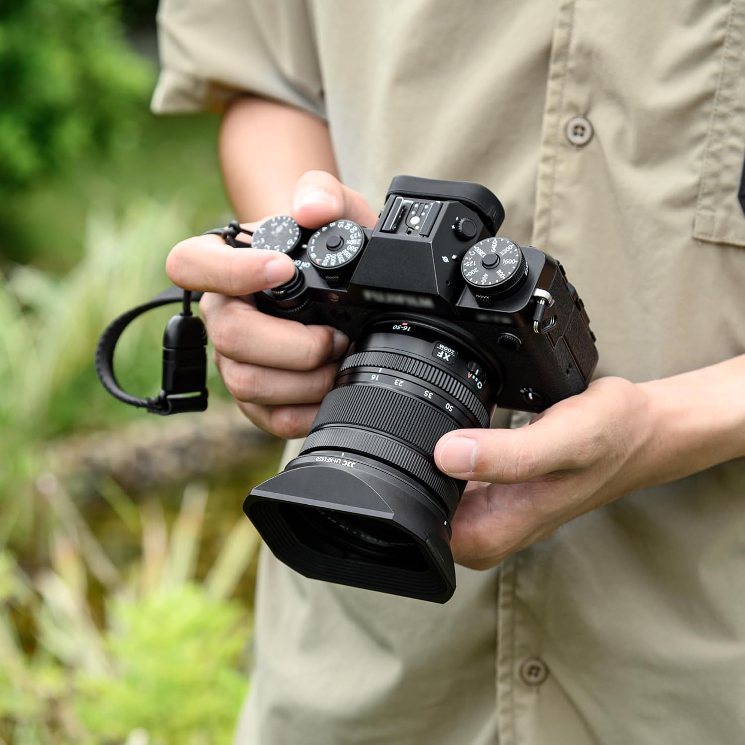 JJC Metal Square Lens Hood Shade for Fuji Fujifilm XF 16-50mm f/2.8-4.8 R LM WR Lens on Fujifilm X-T5 X-T50 XT5 XT50 Camera, for Fuji Fujinon XF 33mm F1.4 R LM WR, with Protective Hood Cap