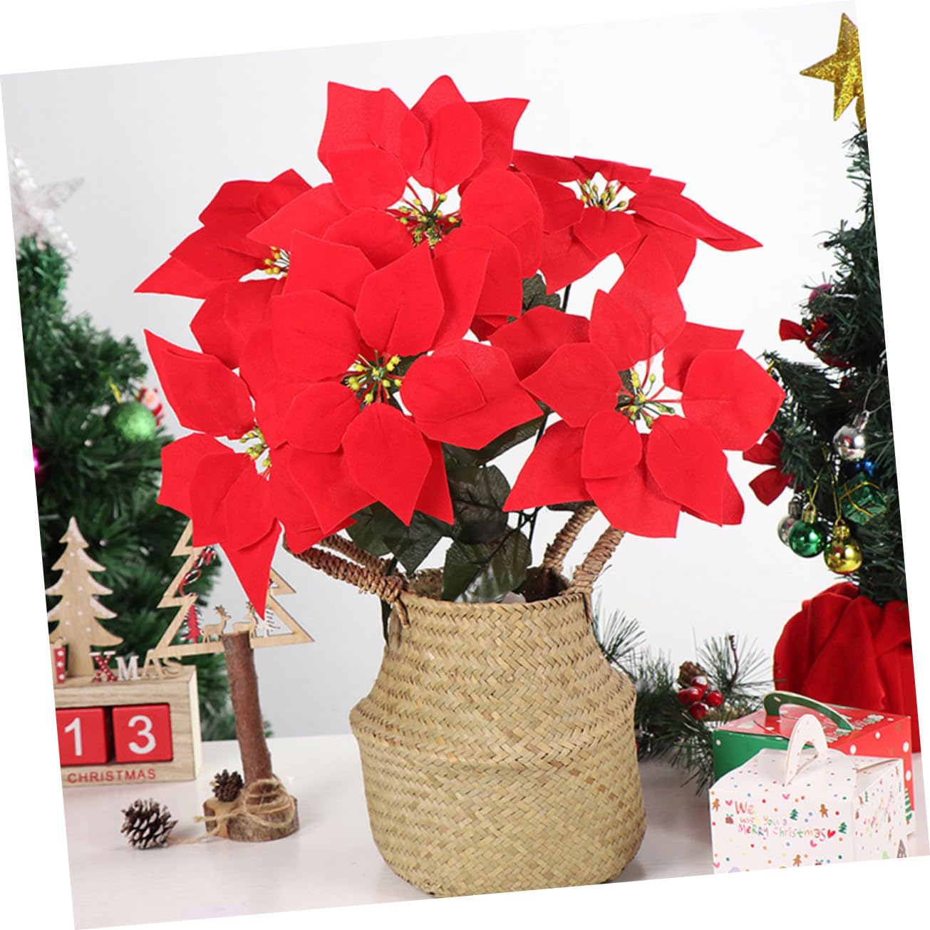 4 Stück Künstliche Weihnachtssternblumen aus Seidigem Stoff in Rot Realistische Tischdekoration ohne Gießen für Wohn und Esszimmer Elegante Poinsettia Dekoration