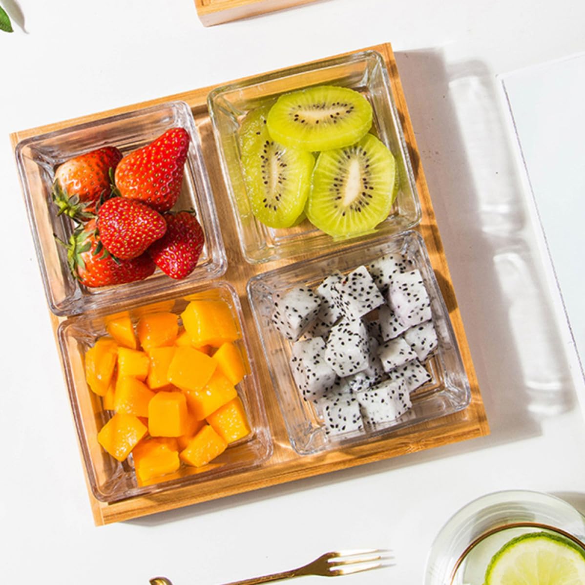 UKCOCO 1ensemble Plat de Service Verre Divisé pour Fruits Secs Noix et Snacks Plateau de Présentation pour Mariages Apéritifs et Fêtes Couleur Aléatoire