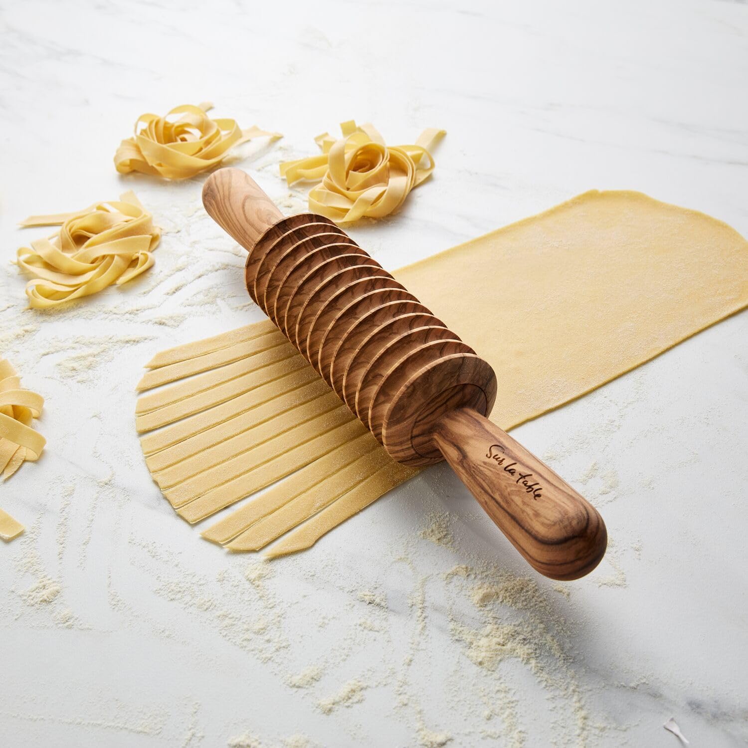 Sur La Table Olivewood Fettuccine Roller, Brown