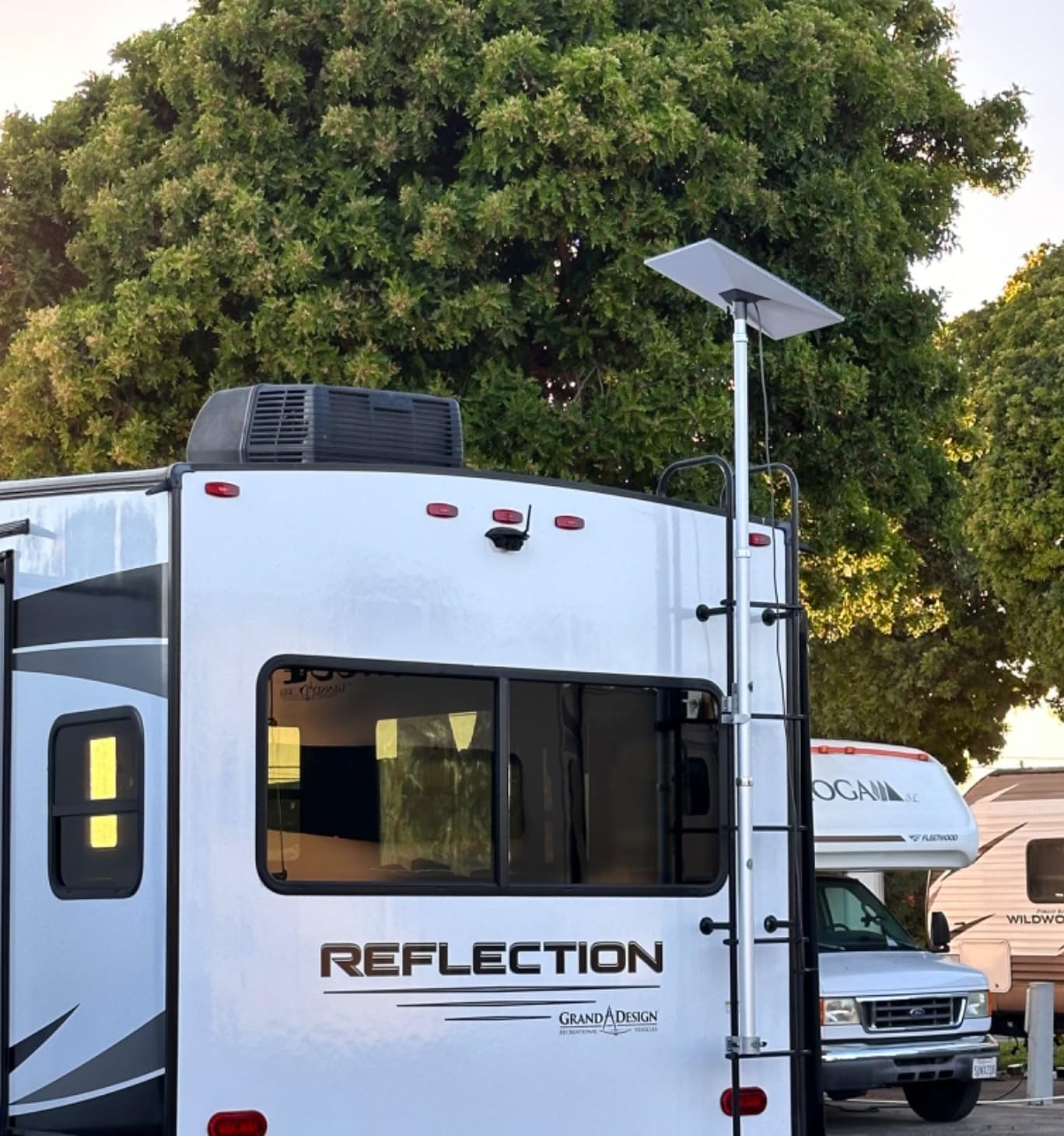 EEZ RV-Retractable Aluminum Pole (16 Gauge)-10ft with Starlink GEN3/V3 Adapter, Ladder Mount are Sold Separately - Image 7