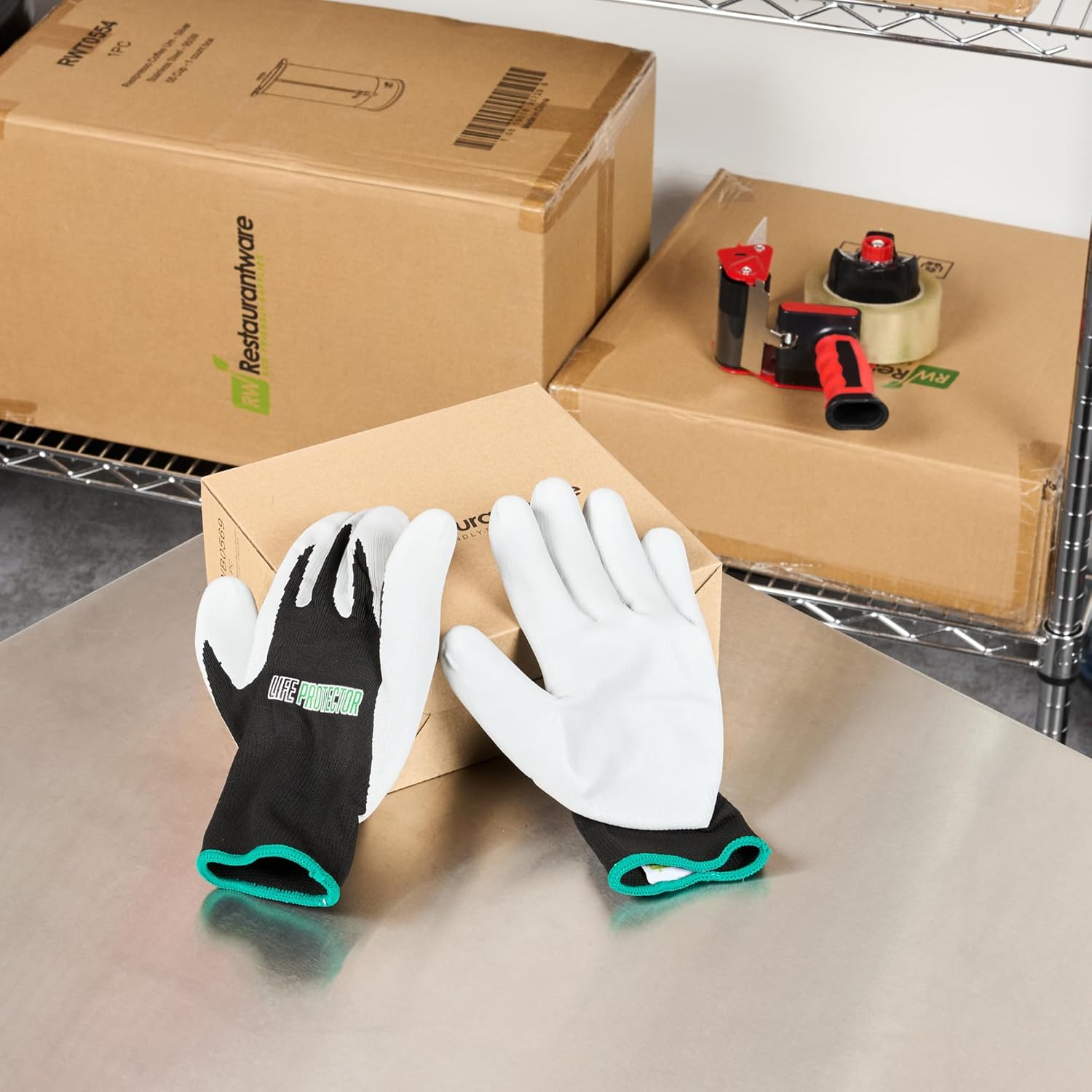 Restaurantware-Life Protector Medium Safety Work Gloves, 1 Pair Of Gloves With Foam Nitrile Coating On Palm And Fingertips - 15-Gauge, Excellent Grip, Black Nylon Protective Handwear, Heavy-Duty