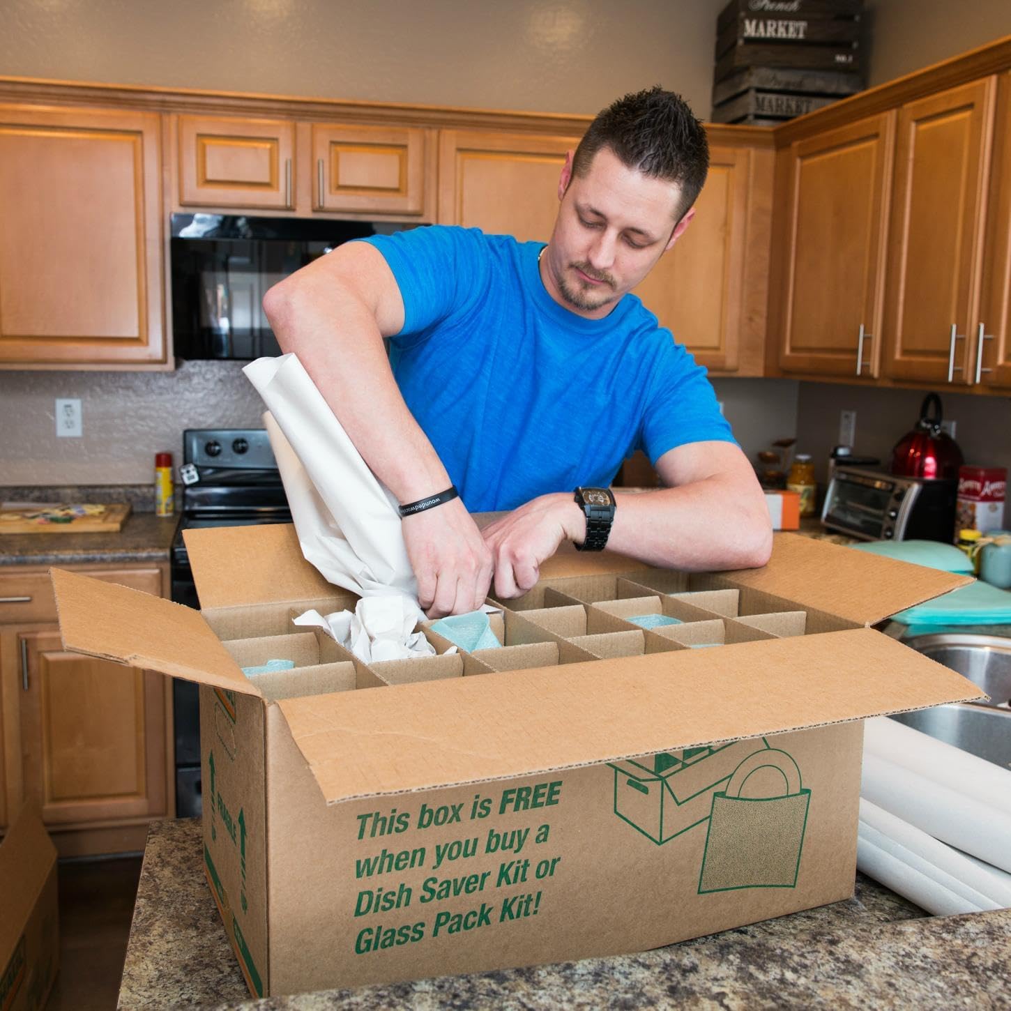 U-Haul Glass Packing Kit – Includes 1 Box, 1 Cell Divider Unit, and 18 Assorted Foam Pouches