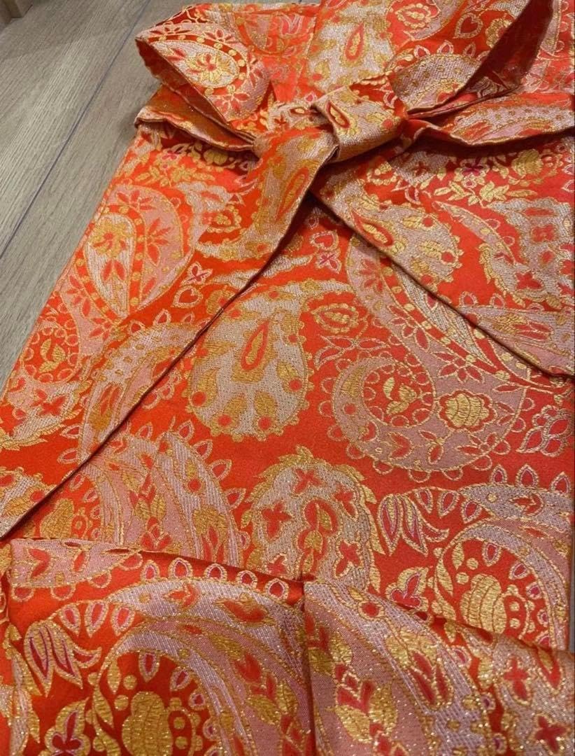 刺繍のベトナム フエ王朝 舞台緞帳