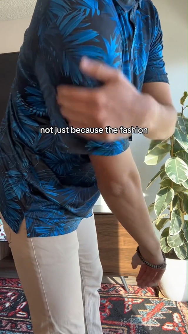 BRISIRA Untucked Hawaiian Golf Shirts for Mens