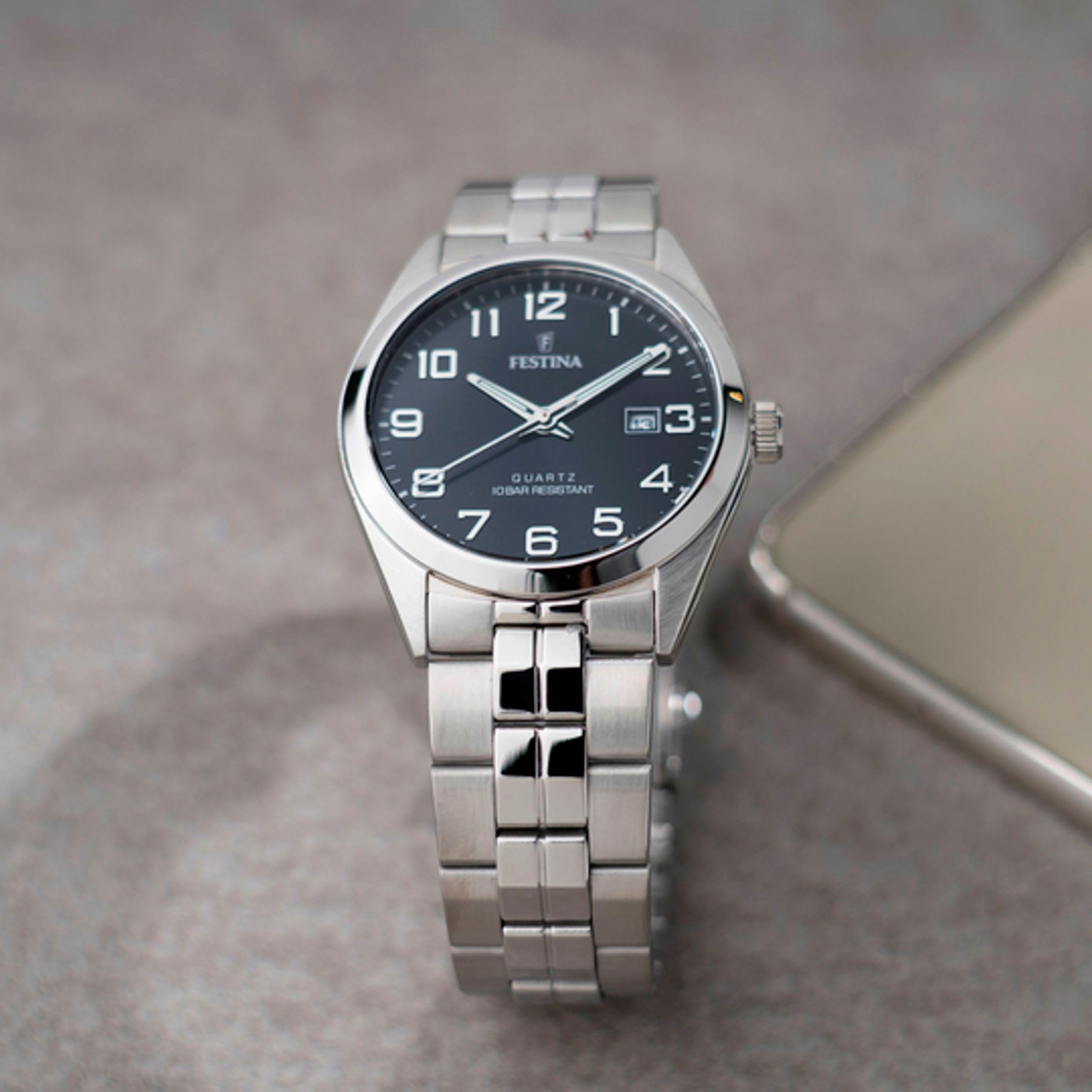 Festina Herren Uhr Analog aus Edelstahl 316L Silber - Quarzwerk - Kalender - Mineralglas mit hoher Widerstandsfähigkeit - Wasserdicht bis 10 ATM F20437