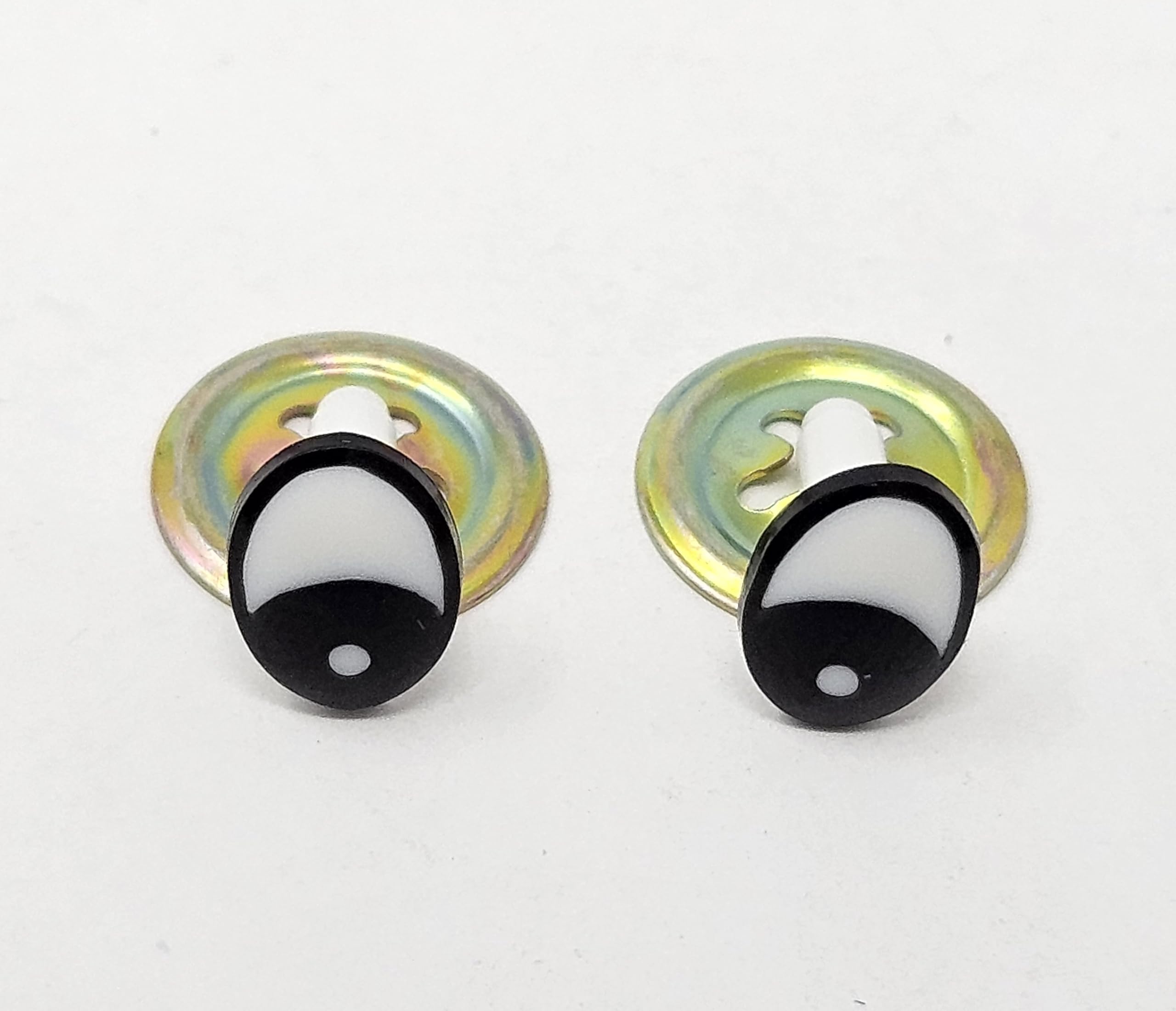 Pair of Zim's 8mm Oval Black and White Comical Cartoon Plastic Safety Eyes for Craft Amigurumi Dolls, Toys or Puppets (Pack of 12)