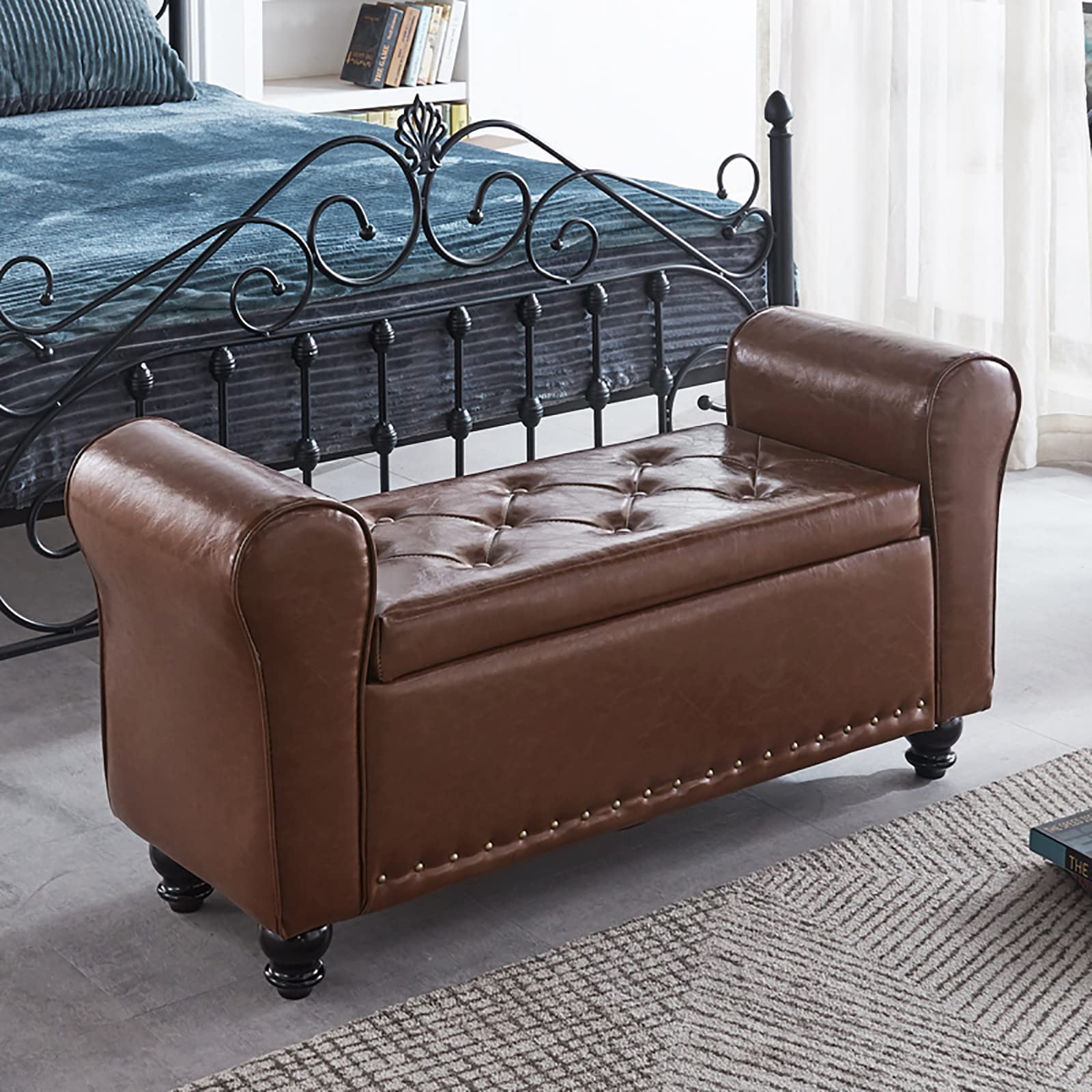 Banc à chaussures d'entrée design moderne pour accueillir vos invités