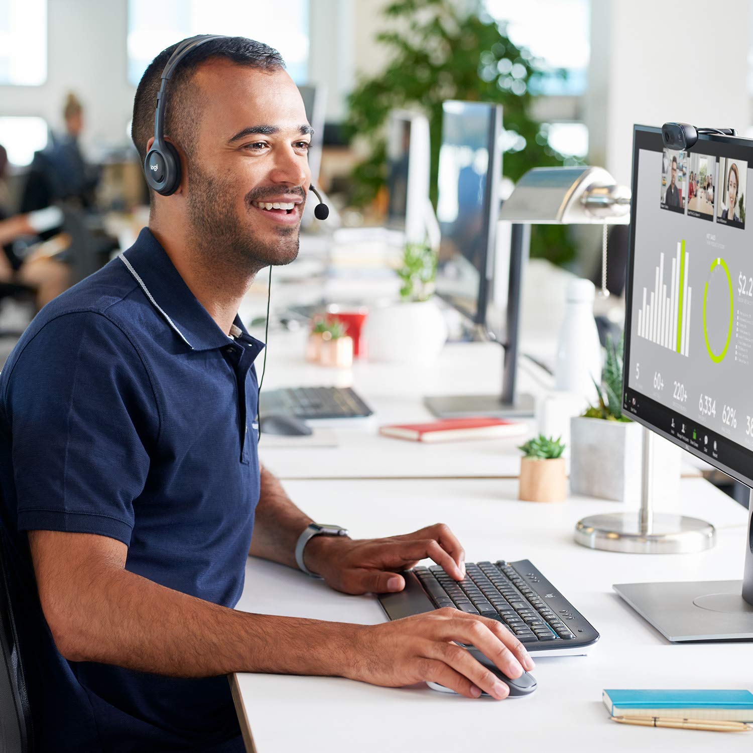 Logitech H111 Cuffie Cablate per Computer, Stereo con Microfono, Cancellazione Rumore, ‎Jack Audio da 3.5 mm, PC, Mac, Laptop, Smartphone, Tablet - Nero