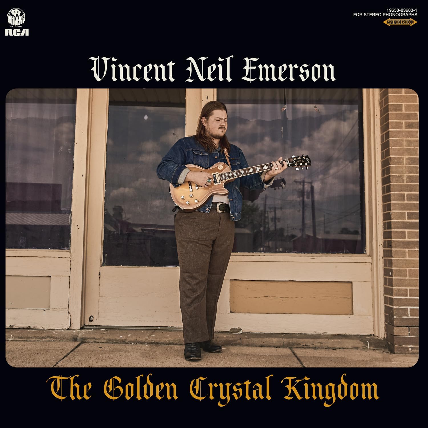The Golden Crystal Kingdom por Vincent Neil Emerson — capa do álbum