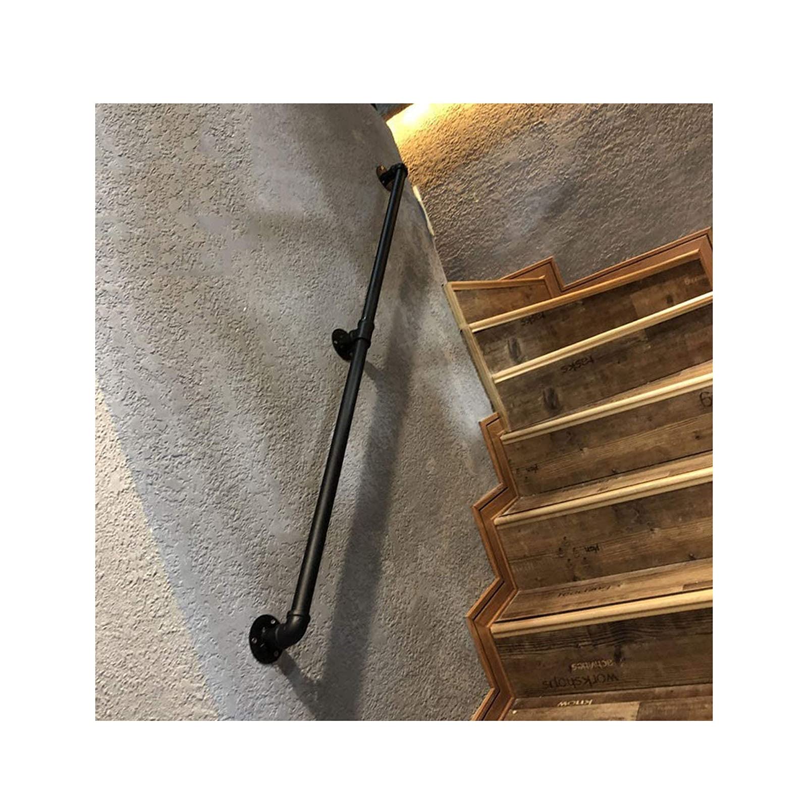 Main courante escalier pour personnes âgées et PMR en fer forgé