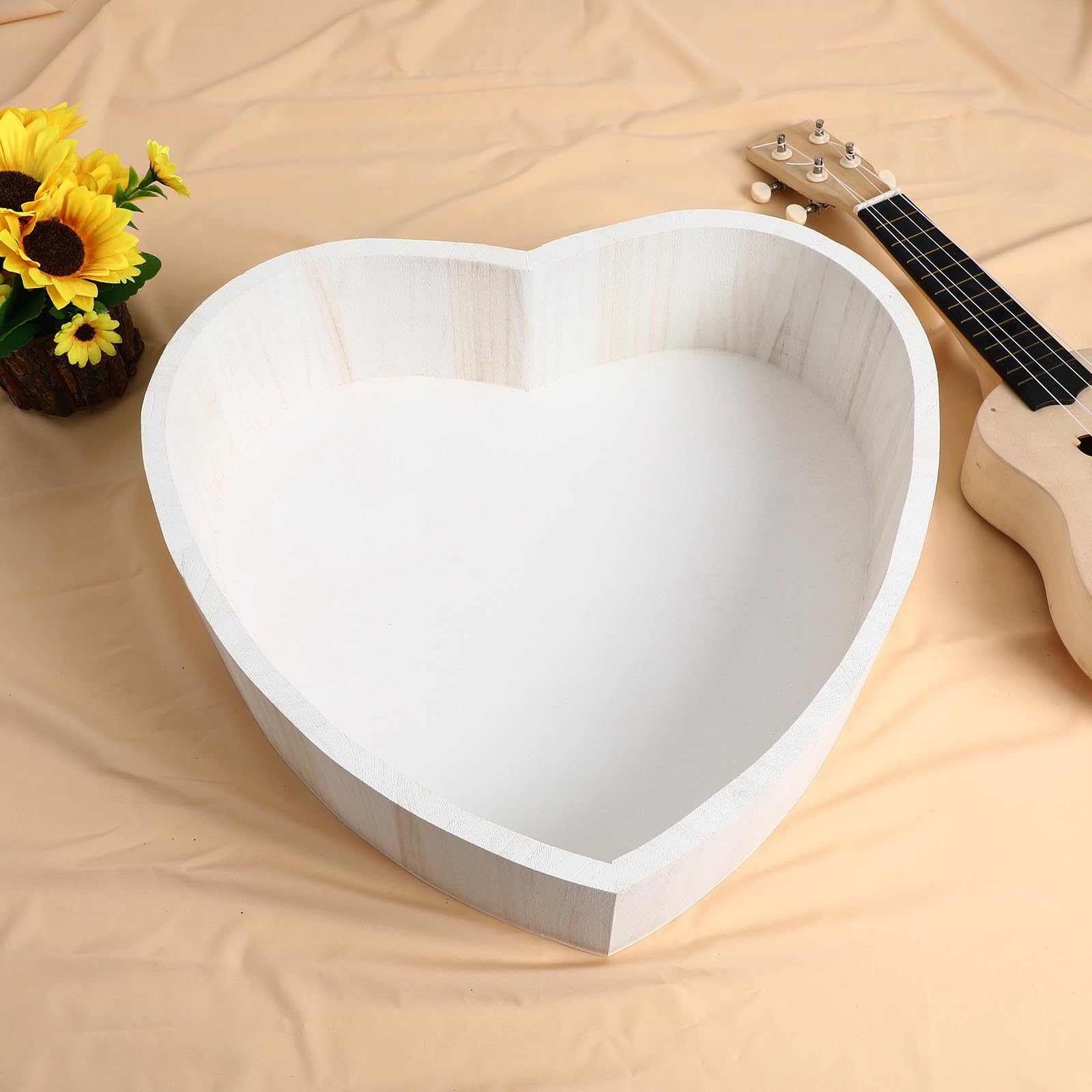 Mipcase Cestino in Legno a Forma di Cuore per Ragazzo Ragazza, Lettino Fotografico Leggero e Compatto per Posa Newborn, Accessorio per Studio Fotografico e Contenitore Portaoggetti