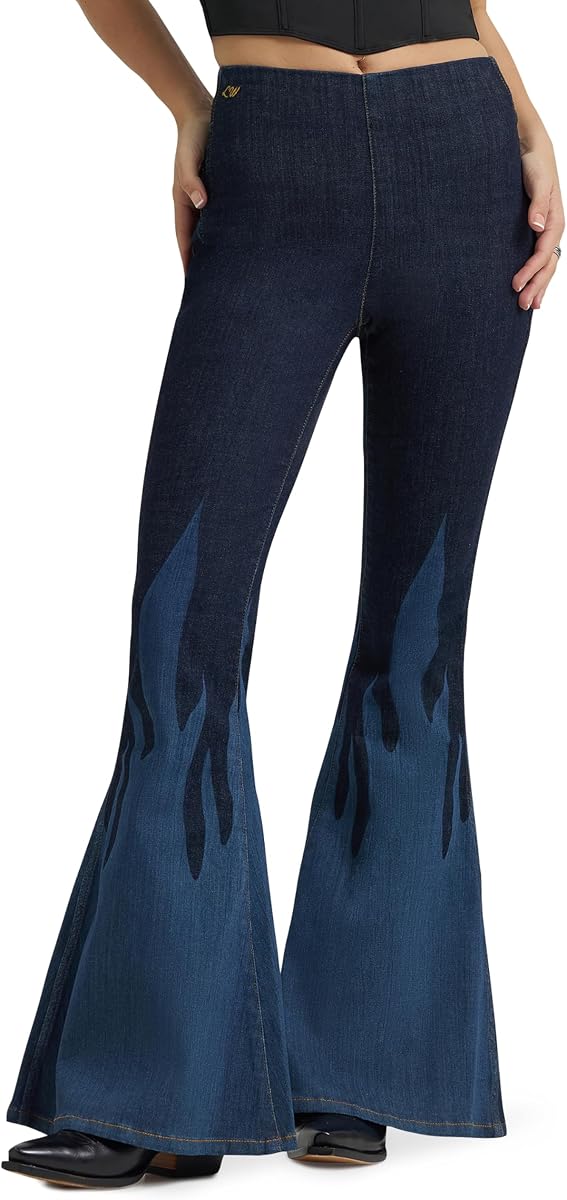 Wrangler X Women's Lainey Wilson Pull on Bell Jean - Washed Black