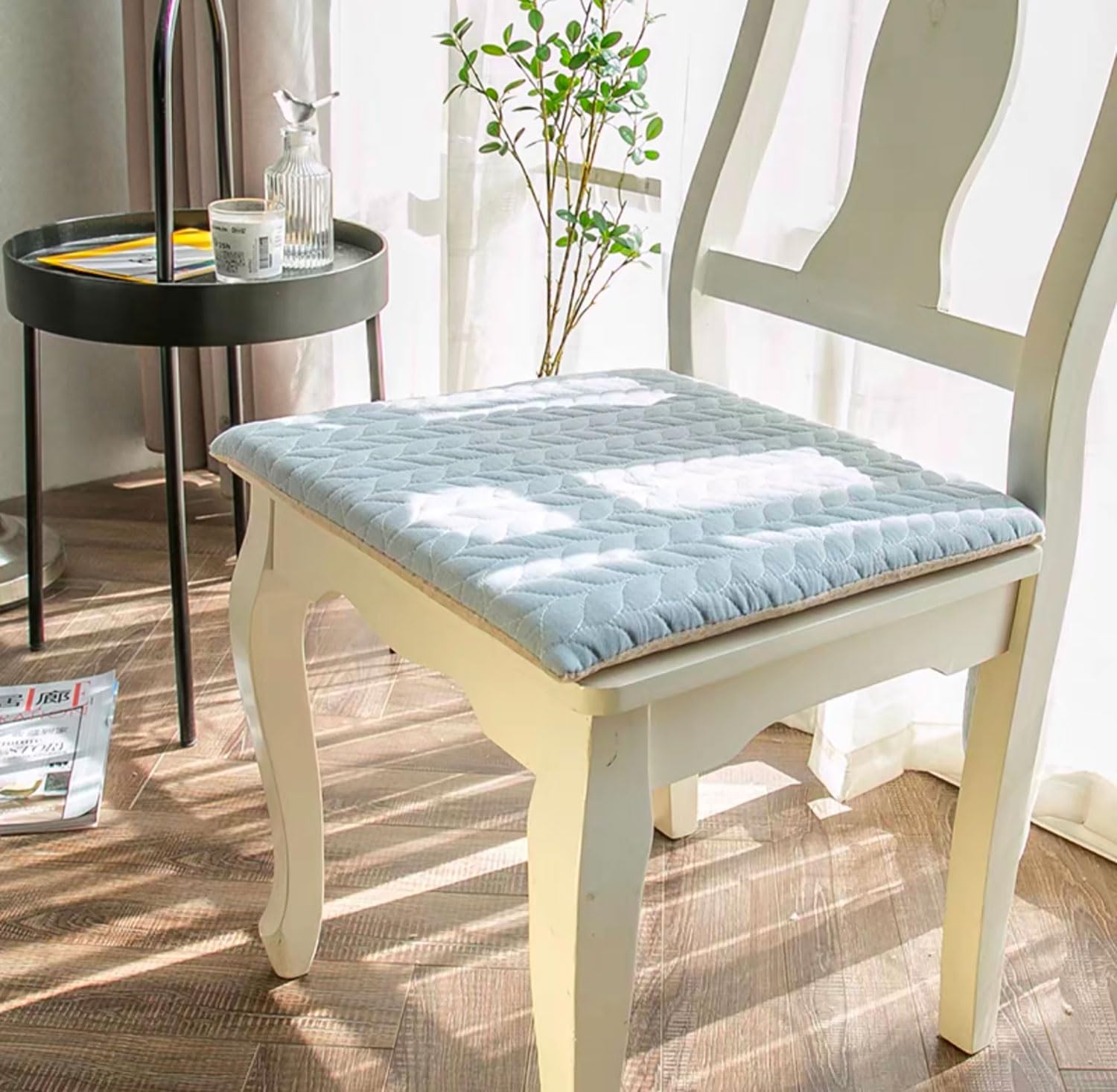 MGEMJMJ Shaped Chair Cushions For Dining Chairs With Ties And Machine Washable Cover Thick Non Slip Chair Pads For Indoor Kitchen Office Use(Size:40x40cm(16x16inch),Color:light blue)