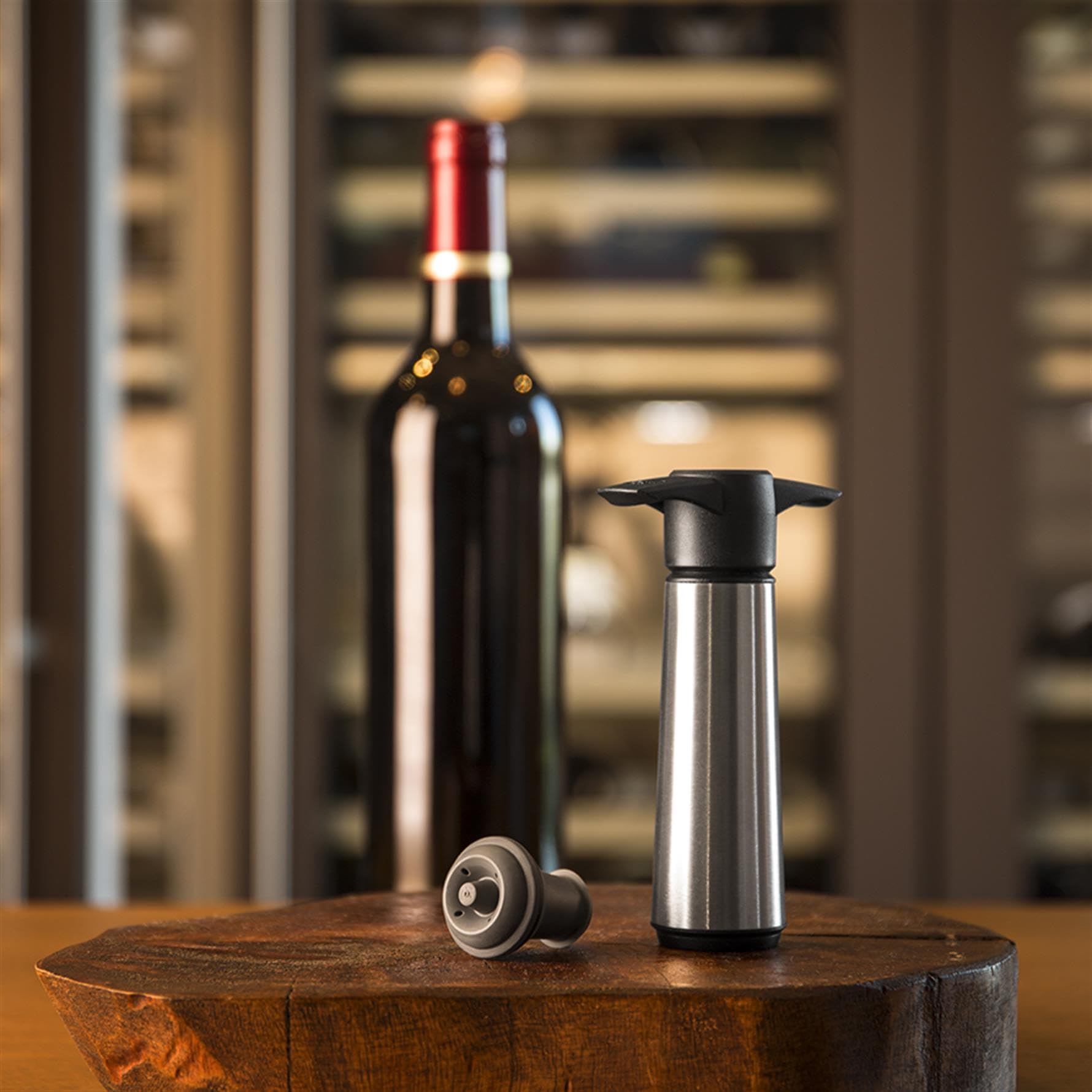 Vacu Vin Black Wine Saver With 1 Stopper - View #4