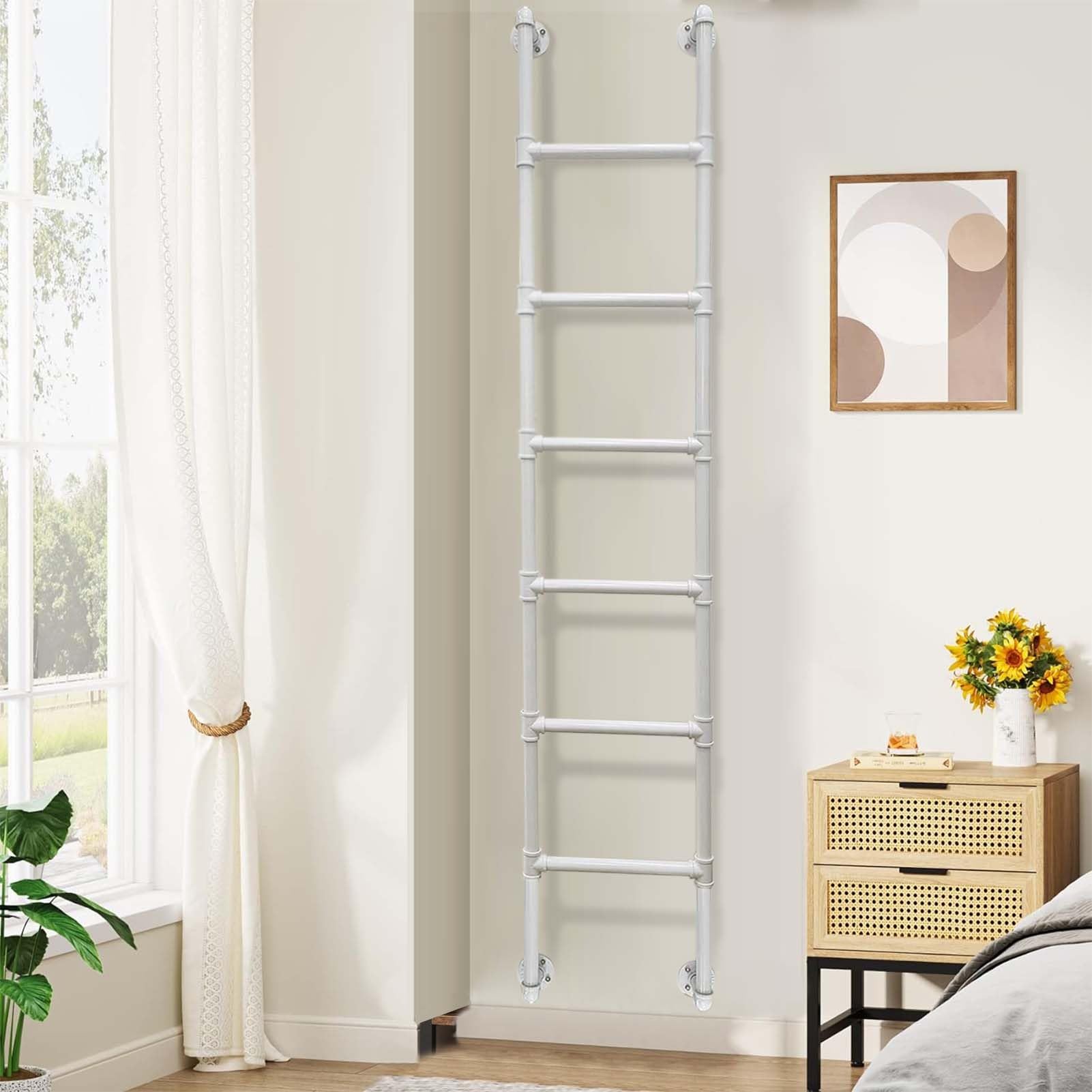 Échelle pour lits superposés murale en métal pour optimiser la chambre de vos enfants