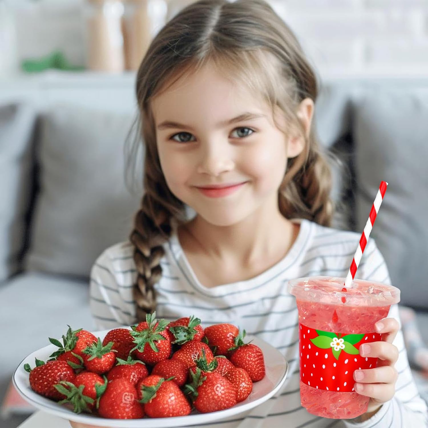 50Pcs 12Oz Strawberry Disposable Plastic Cups with Lids and Straws Sweet Fruit Theme Cold Beverage Drinking Cups for Home Kitchen Summer Birthday Supplies - Image 5
