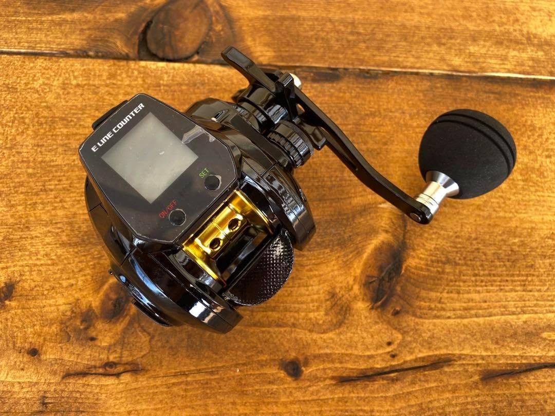 デジタルカウンター付きベイトリール 右巻 ジギング ソーラー充電