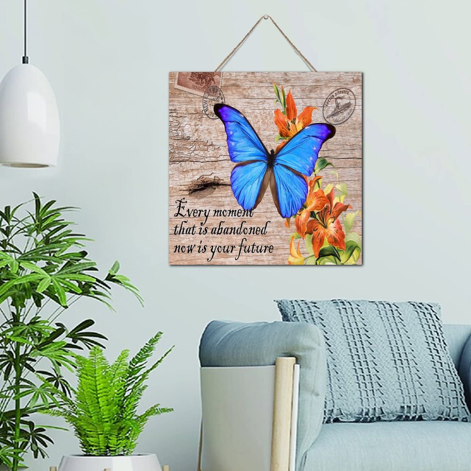 Plaque murale en bois pour salon chaleureux ou espace de télétravail inspirant