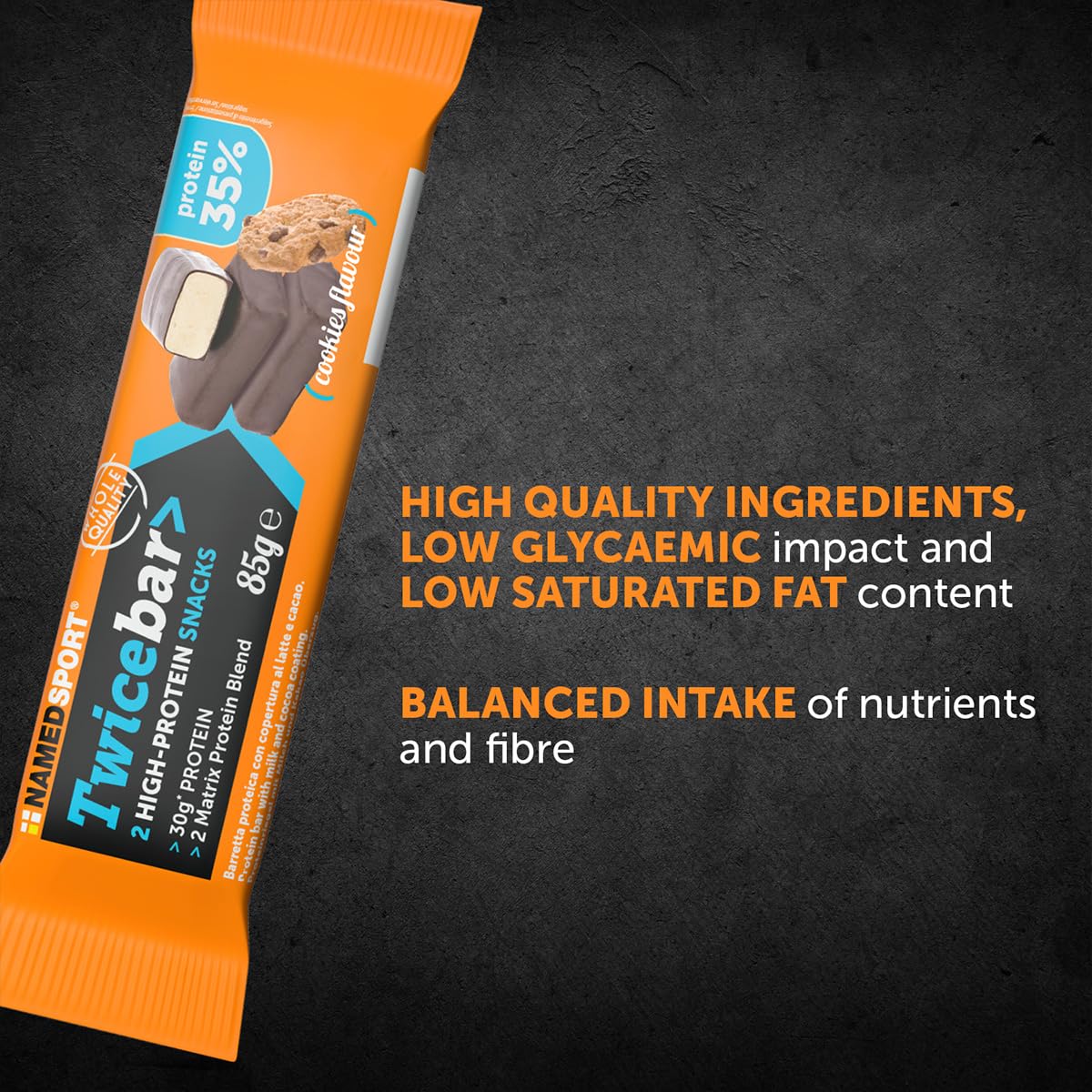 NAMEDSPORT - Barretta Proteica Cookies&Cream, Composta Unicamente di Proteine del Latte, Caseine e Proteine Concentrate, Senza Collagene, Basso Contenuto di Grassi Saturi, Brand of Italy, Box da 12