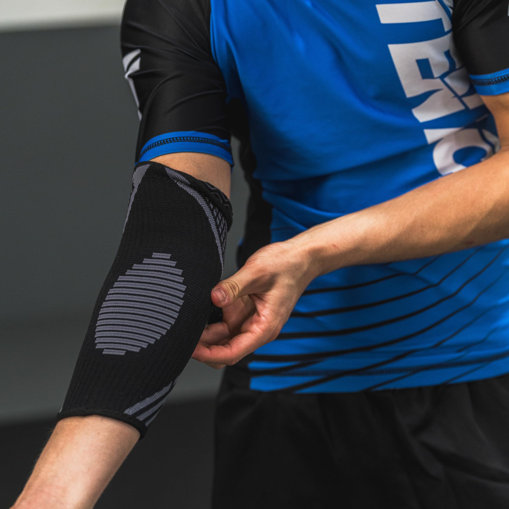 Tenace Jiu Jitsu, Grappling - Protezione gomiti da compressione e imbottitura MMA, BJJ, Muay Thai, Judo - Alta durata e prestazioni Unisex