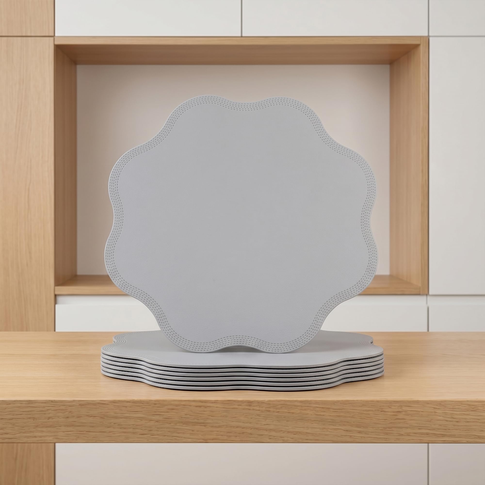 Set di 6 tovagliette in ecopelle per la decorazione del tavolo da pranzo della cucina, tovagliette lavabili, 38,1 x 38,1 cm, grigio