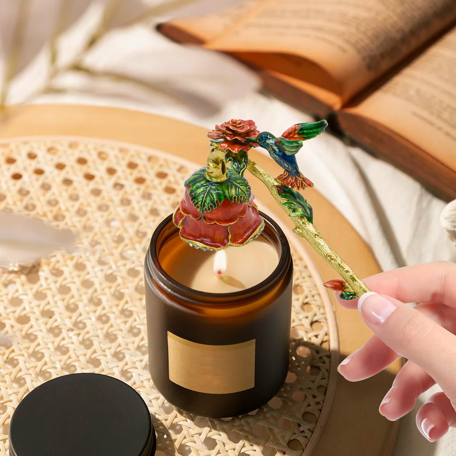 MrMrKura キャンドル火消し ローソク消し キャンドルスナッファー 金属製 キャンドルアクセサリー 家庭用 ロングハンドル アロマランプ キャンドル消火器 鈴蘭の形 (レッド)
