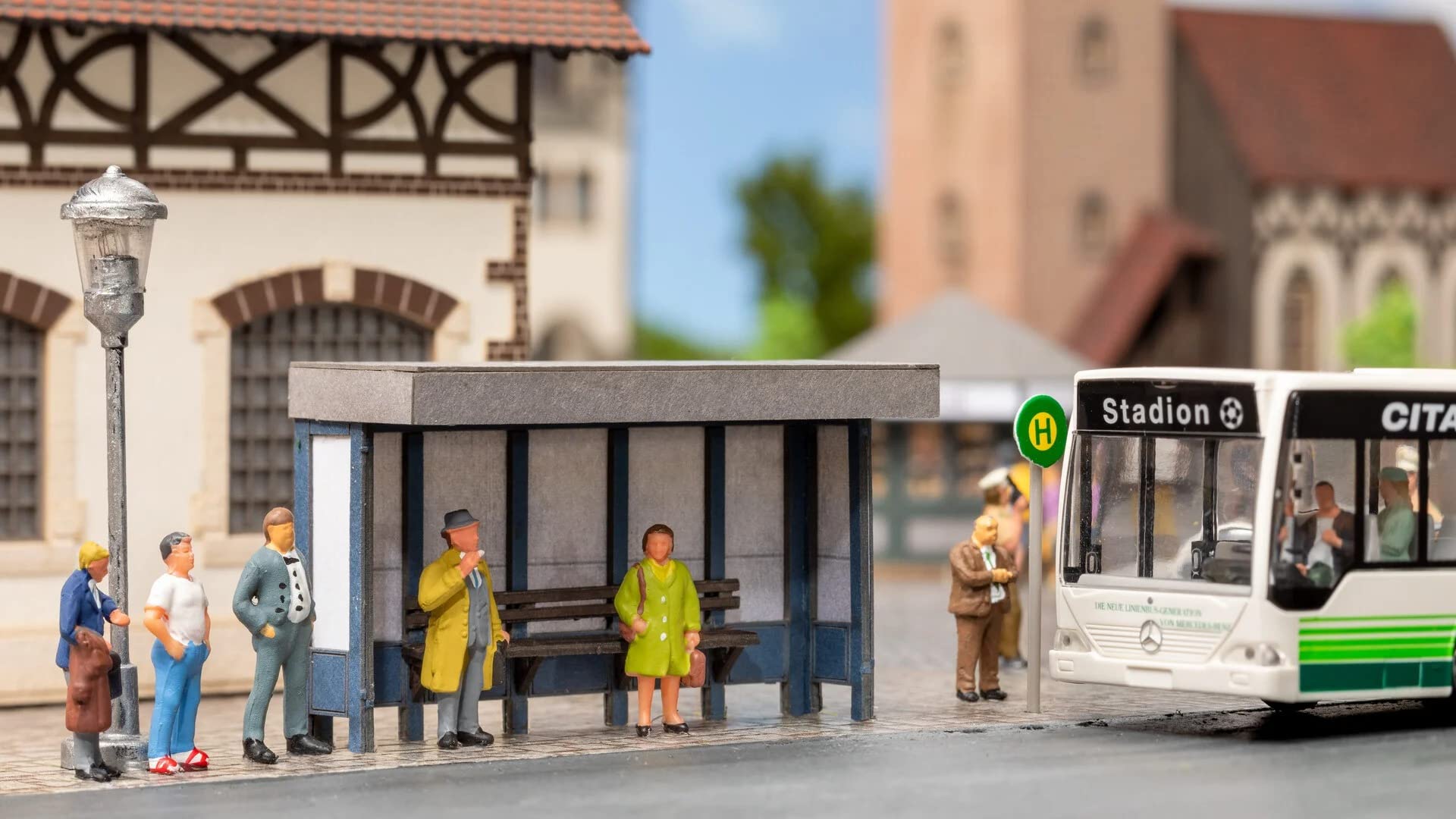 Noch 14390 Bus Stop, Multicoloured, H0